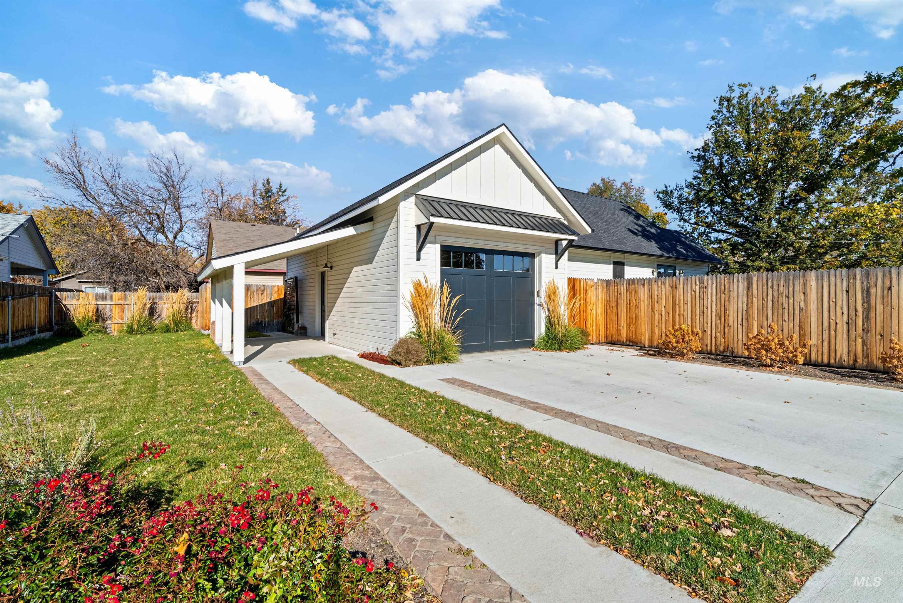 5125 N Pierce Park Lane, Boise, Idaho 83714-7813, 3 Bedrooms, 2.5 Bathrooms, Residential For Sale, Price $620,000, 98980962