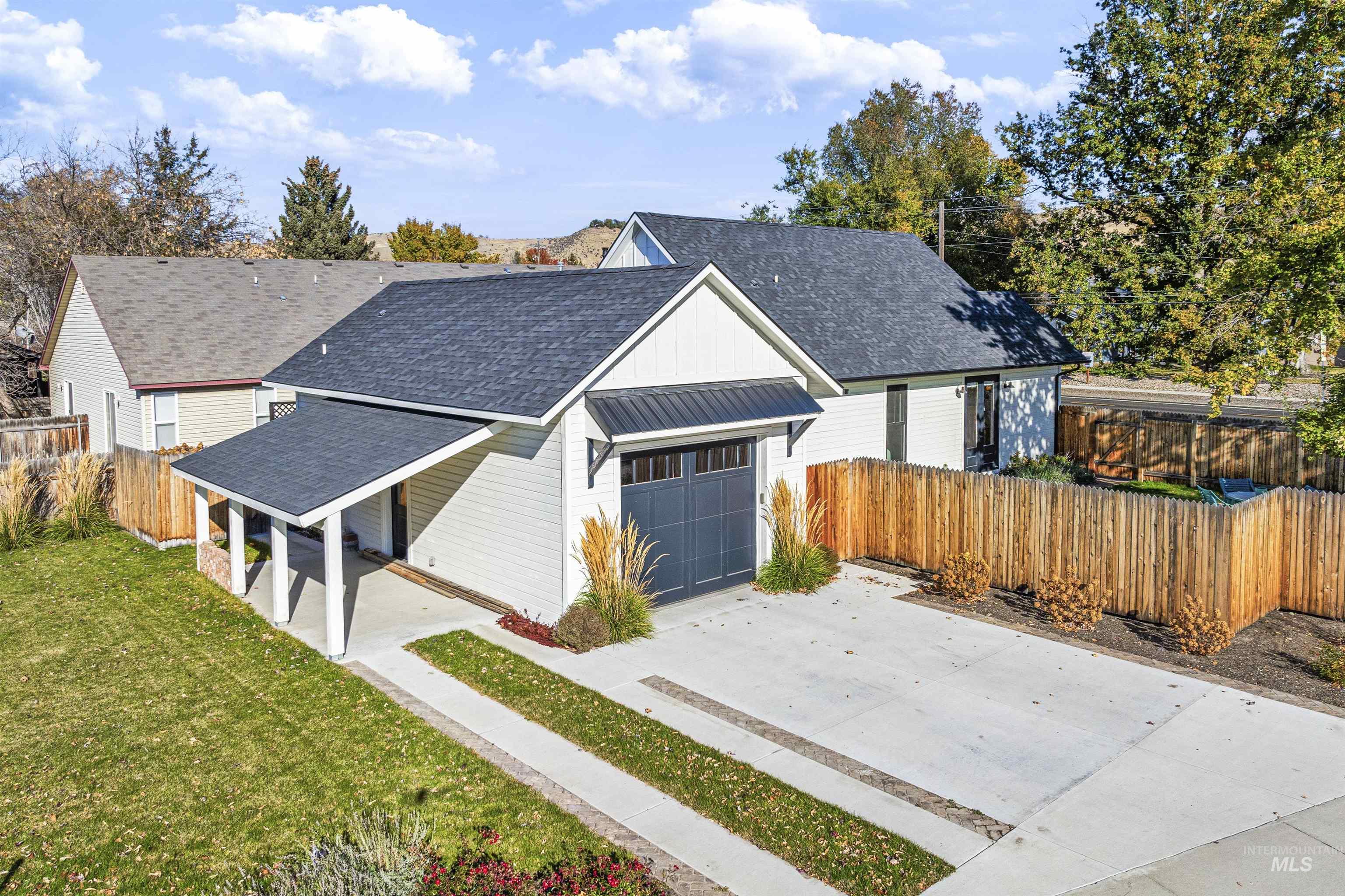 5125 N Pierce Park Lane, Boise, Idaho 83714-7813, 3 Bedrooms, 2.5 Bathrooms, Residential For Sale, Price $620,000, 98980962