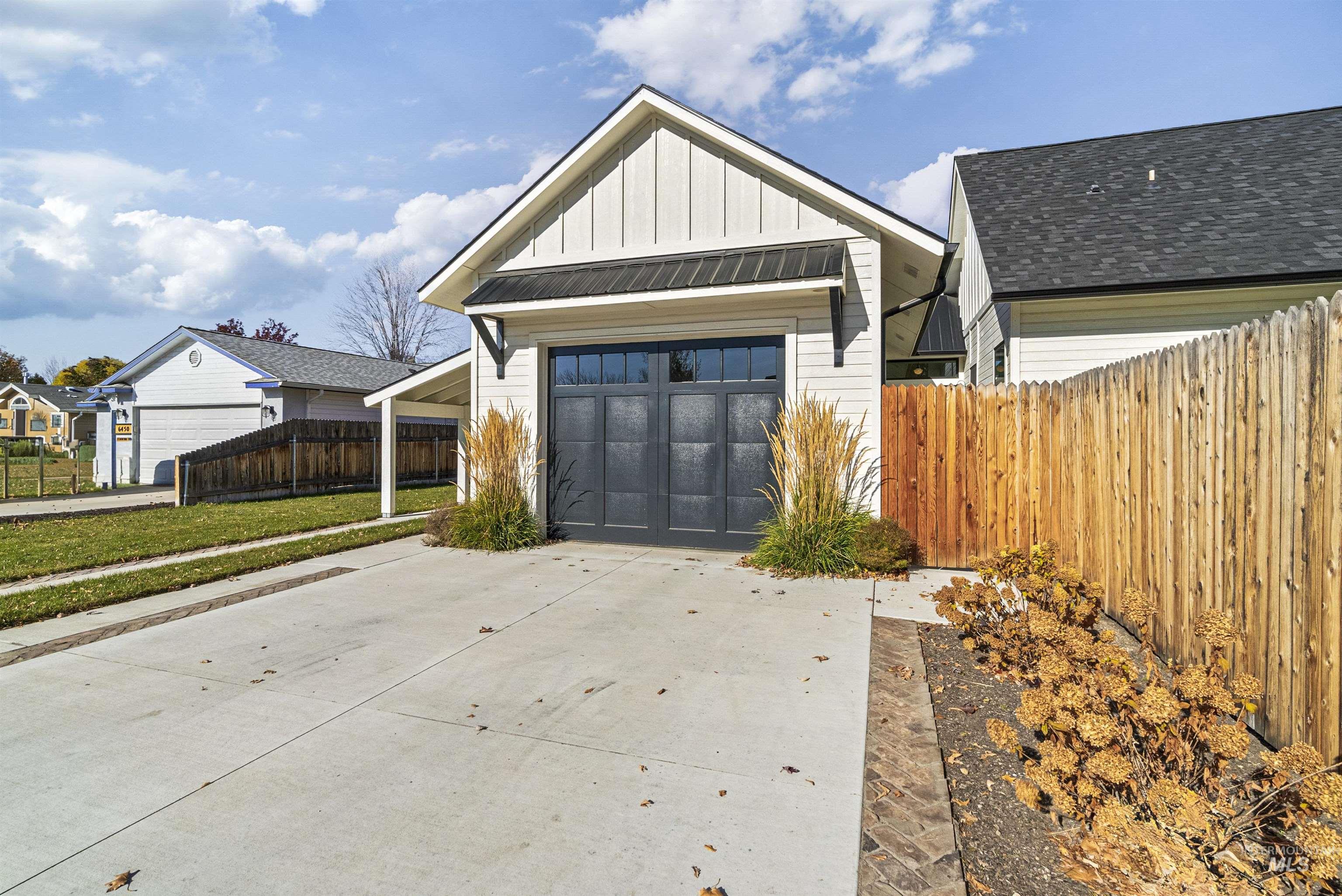 5125 N Pierce Park Lane, Boise, Idaho 83714-7813, 3 Bedrooms, 2.5 Bathrooms, Residential For Sale, Price $620,000, 98980962