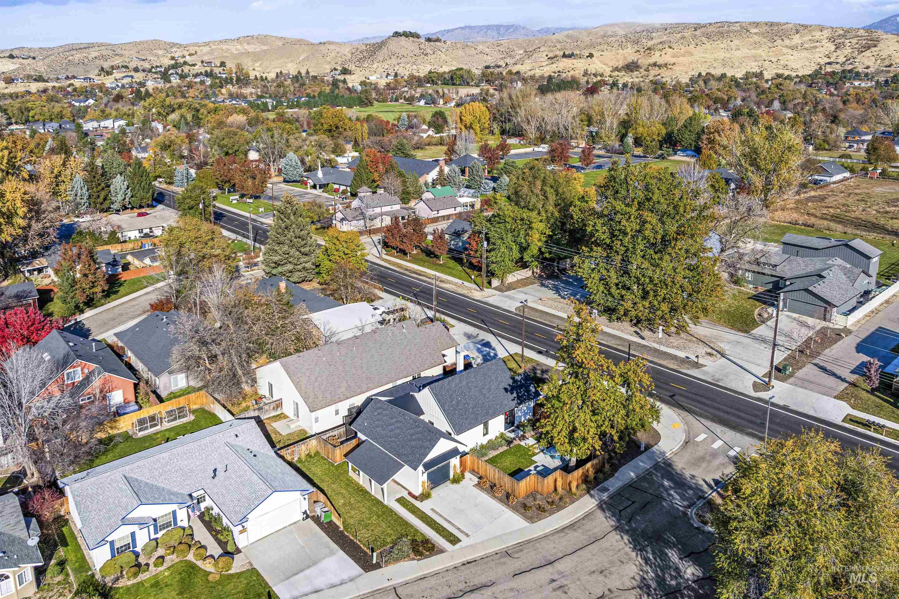 5125 N Pierce Park Lane, Boise, Idaho 83714-7813, 3 Bedrooms, 2.5 Bathrooms, Residential For Sale, Price $620,000, 98980962