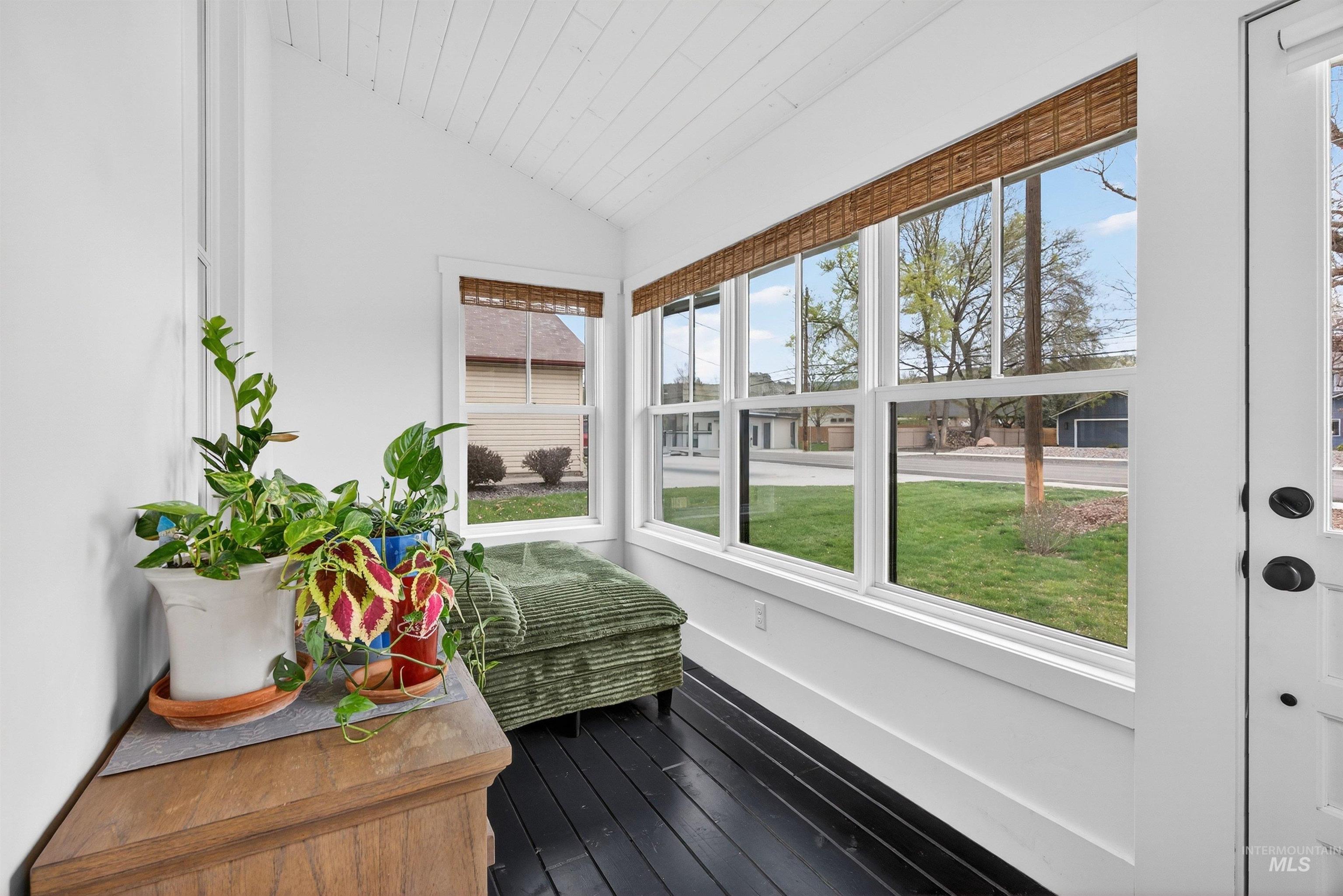 5125 N Pierce Park Lane, Boise, Idaho 83714-7813, 3 Bedrooms, 2.5 Bathrooms, Residential For Sale, Price $620,000, 98980962