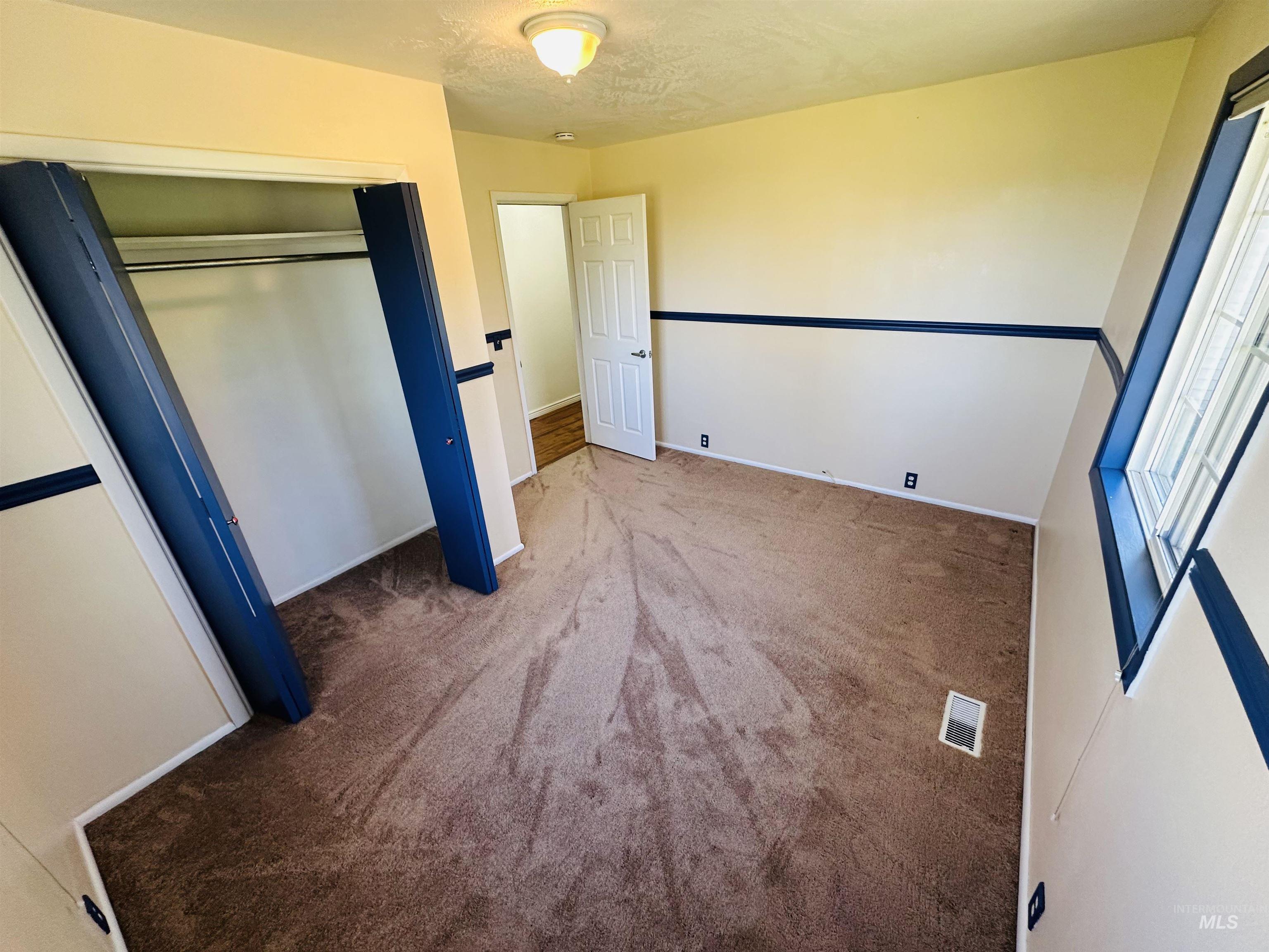 319 SnowMoody way, Ontario, Oregon 97914, 3 Bedrooms, 2 Bathrooms, Residential For Sale, Price $729,000, 98980964