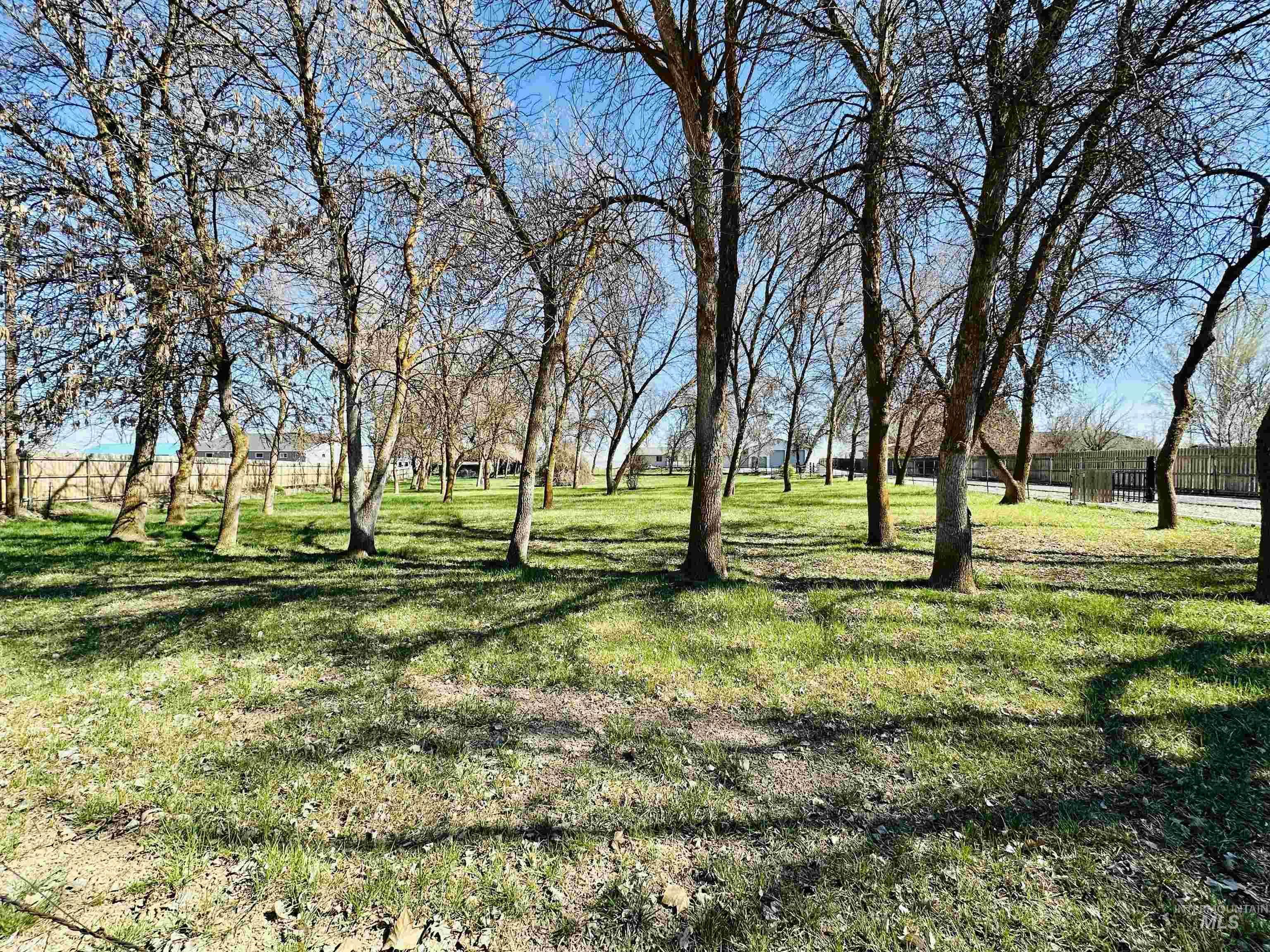 319 SnowMoody way, Ontario, Oregon 97914, 3 Bedrooms, 2 Bathrooms, Residential For Sale, Price $729,000,MLS 98980964