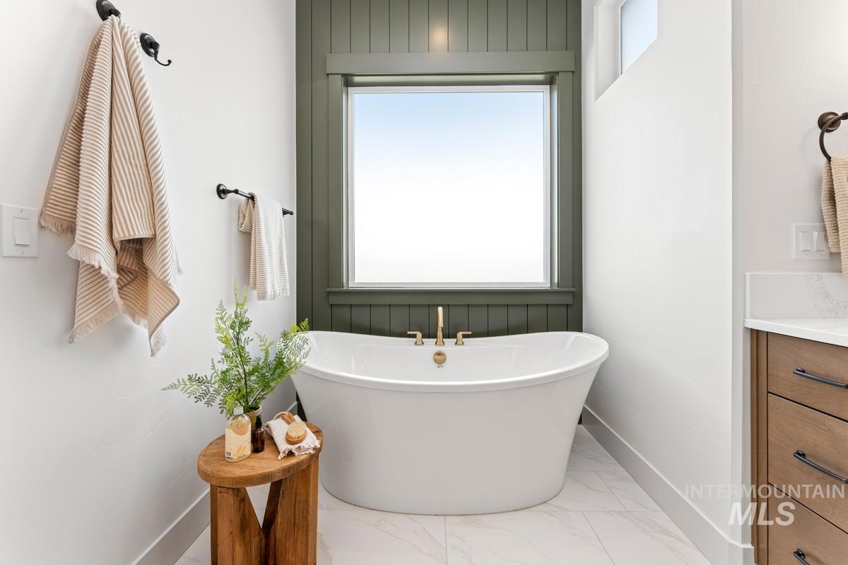 13424 N Spring Creek Way, Boise, Idaho 83714, 4 Bedrooms, 3 Bathrooms, Residential For Sale, Price $1,299,698, 98980965