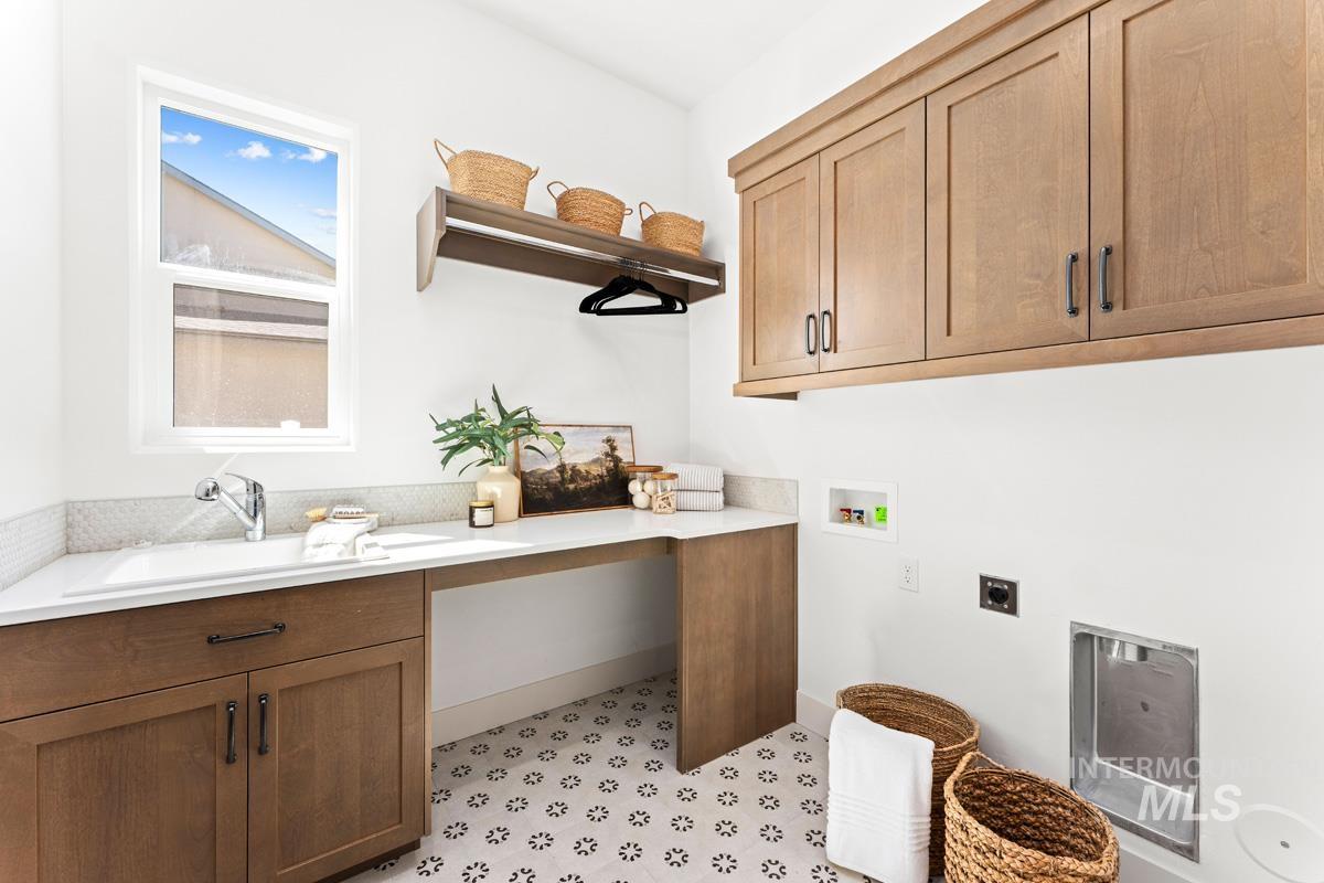 13424 N Spring Creek Way, Boise, Idaho 83714, 4 Bedrooms, 3 Bathrooms, Residential For Sale, Price $1,299,698, 98980965