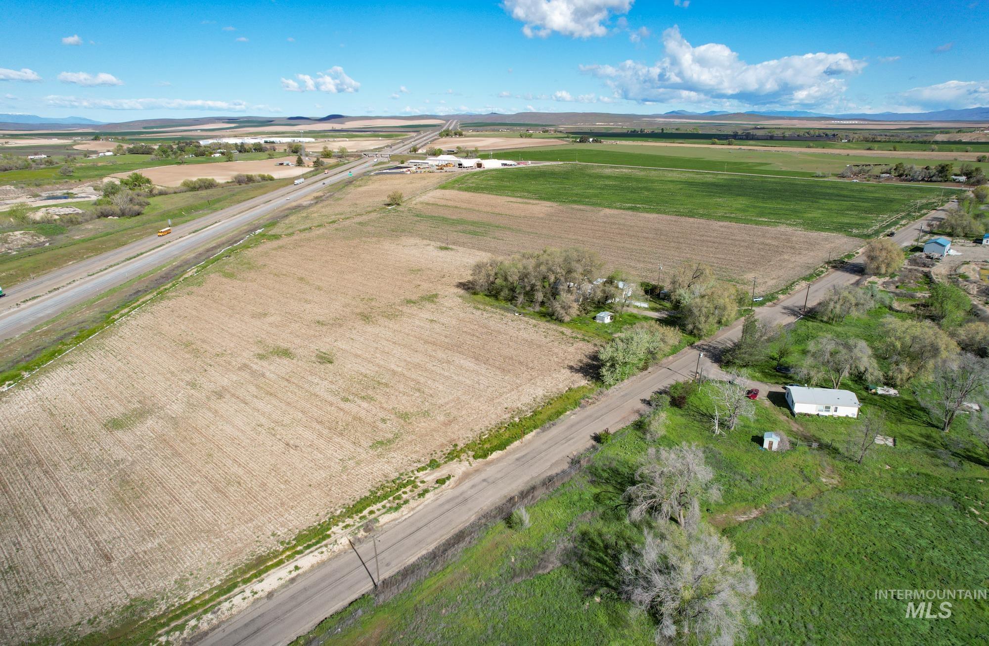 4465 Oak Road, Ontario, Oregon 97914, 4 Bedrooms, 2 Bathrooms, Farm & Ranch For Sale, Price $1,300,000, 98980974