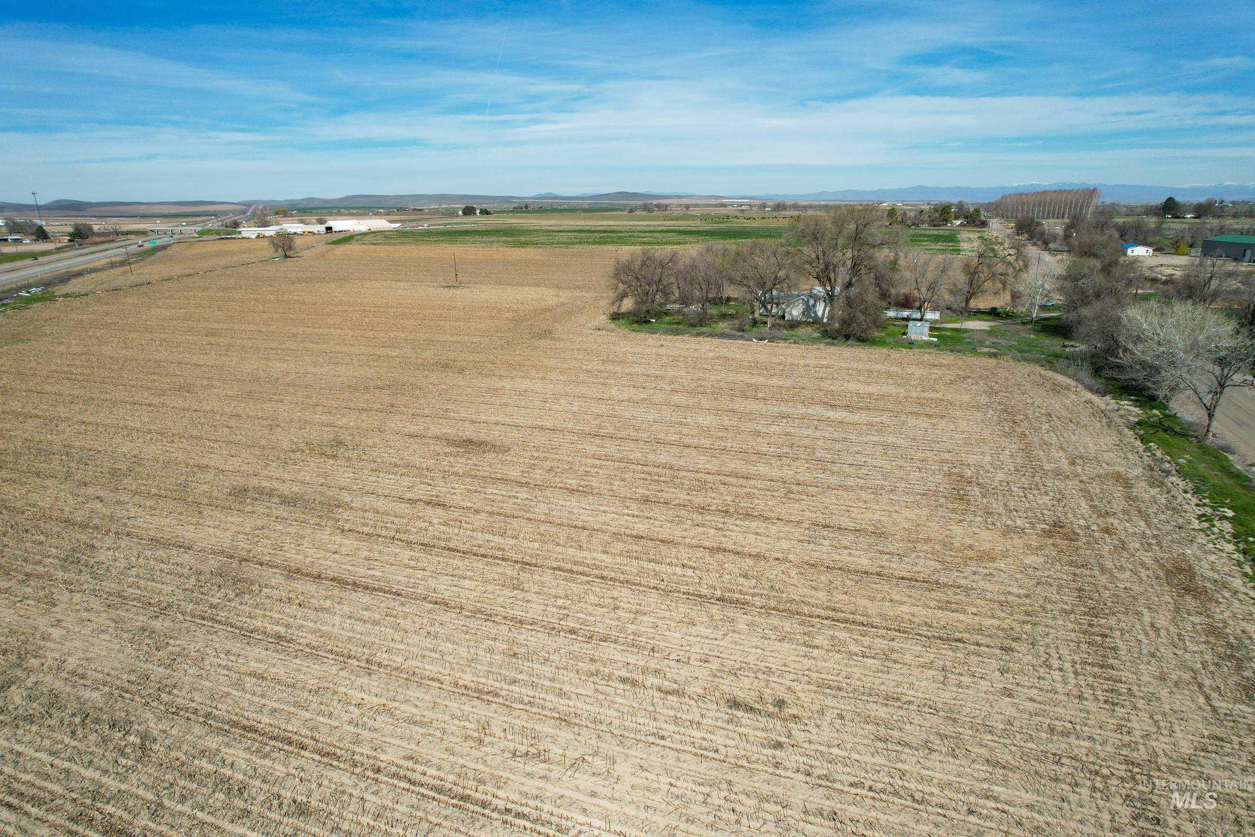 4465 Oak Road, Ontario, Oregon 97914, 4 Bedrooms, 2 Bathrooms, Farm & Ranch For Sale, Price $1, 98980974