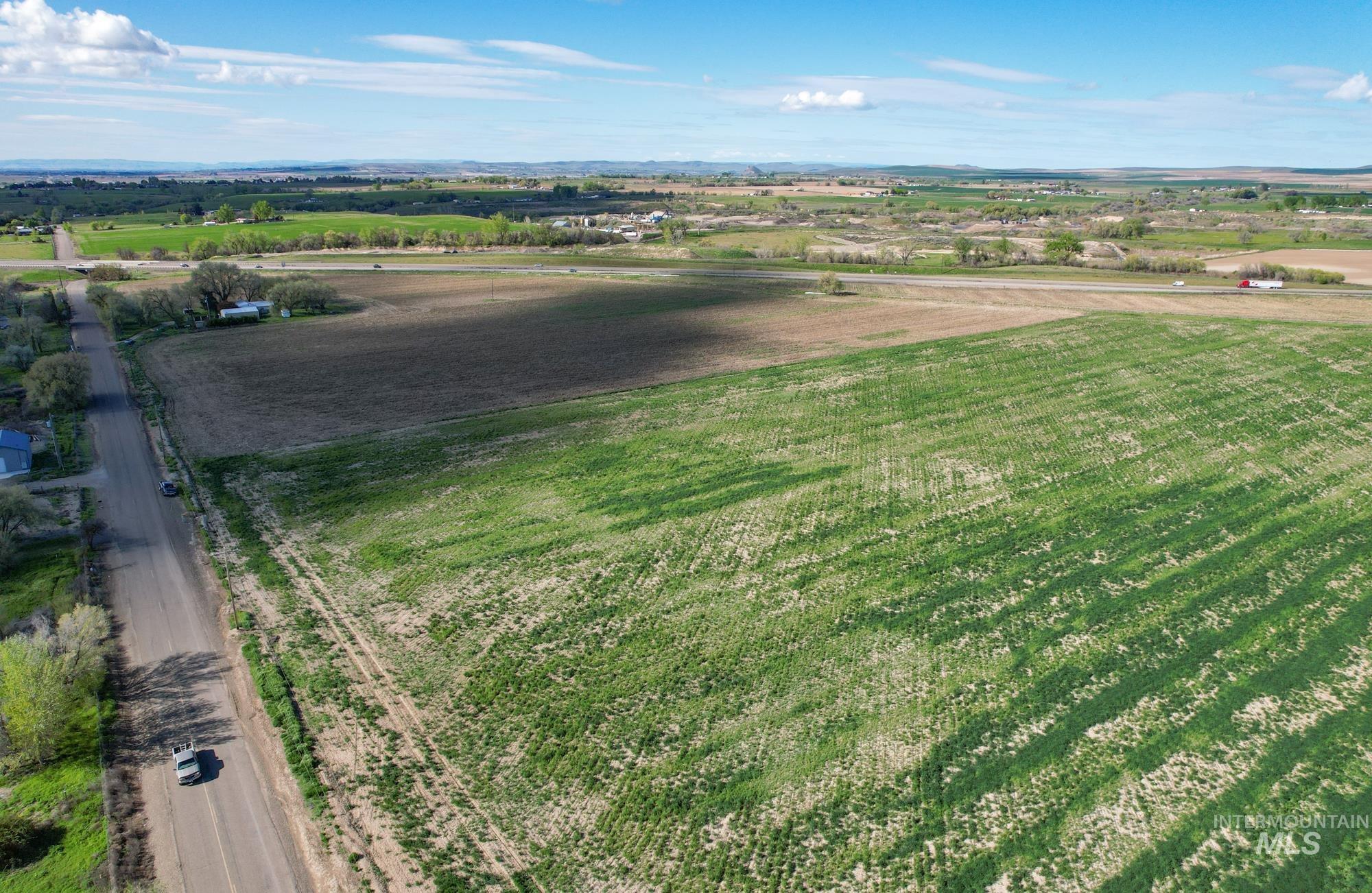 4465 Oak Road, Ontario, Oregon 97914, 4 Bedrooms, 2 Bathrooms, Farm & Ranch For Sale, Price $1,300,000, 98980974