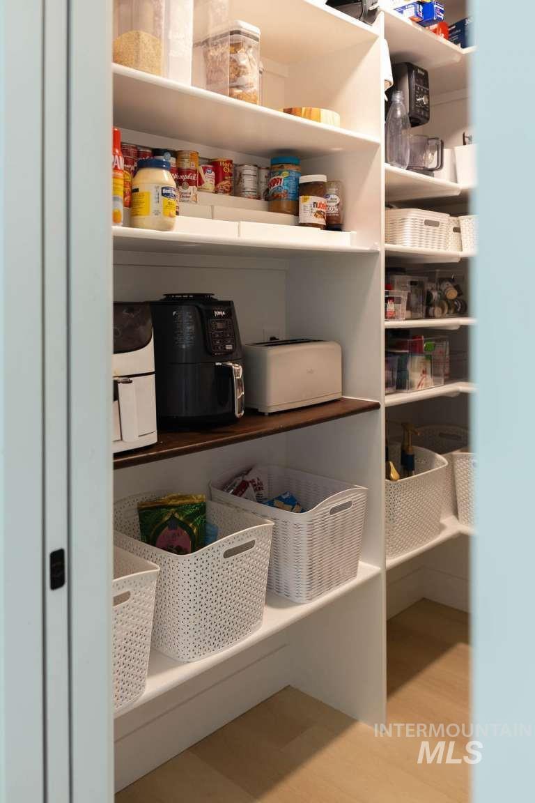 3461 E 3890 N, Kimberly, Idaho 83341, 5 Bedrooms, 4 Bathrooms, Residential For Sale, Price $965,000, 98980976