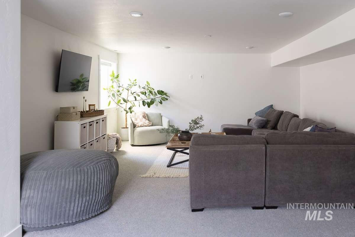 3461 E 3890 N, Kimberly, Idaho 83341, 5 Bedrooms, 4 Bathrooms, Residential For Sale, Price $965,000, 98980976