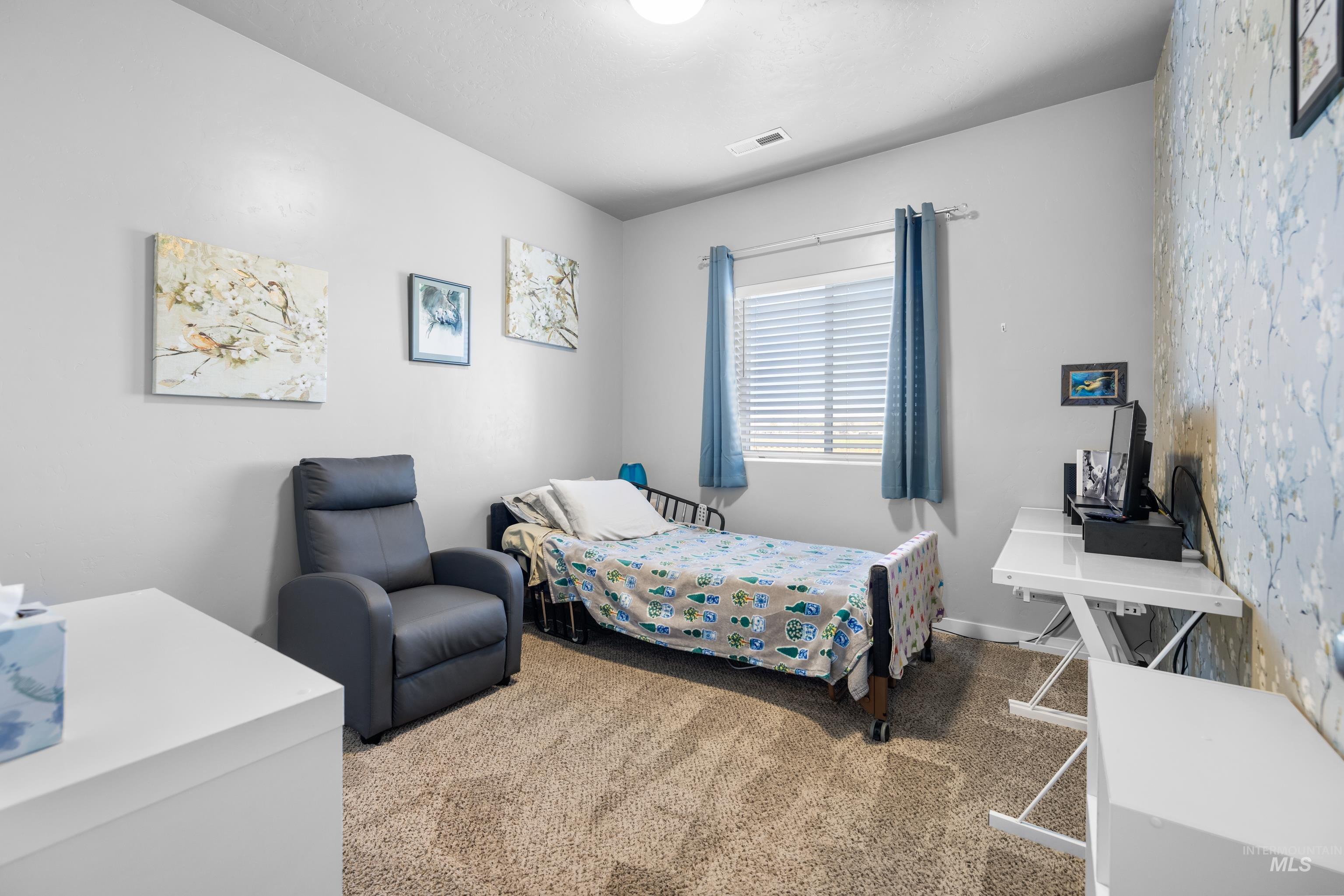 6988 W Spur Street, Boise, Idaho 83709, 5 Bedrooms, 3 Bathrooms, Residential For Sale, Price $629,900, 98980977