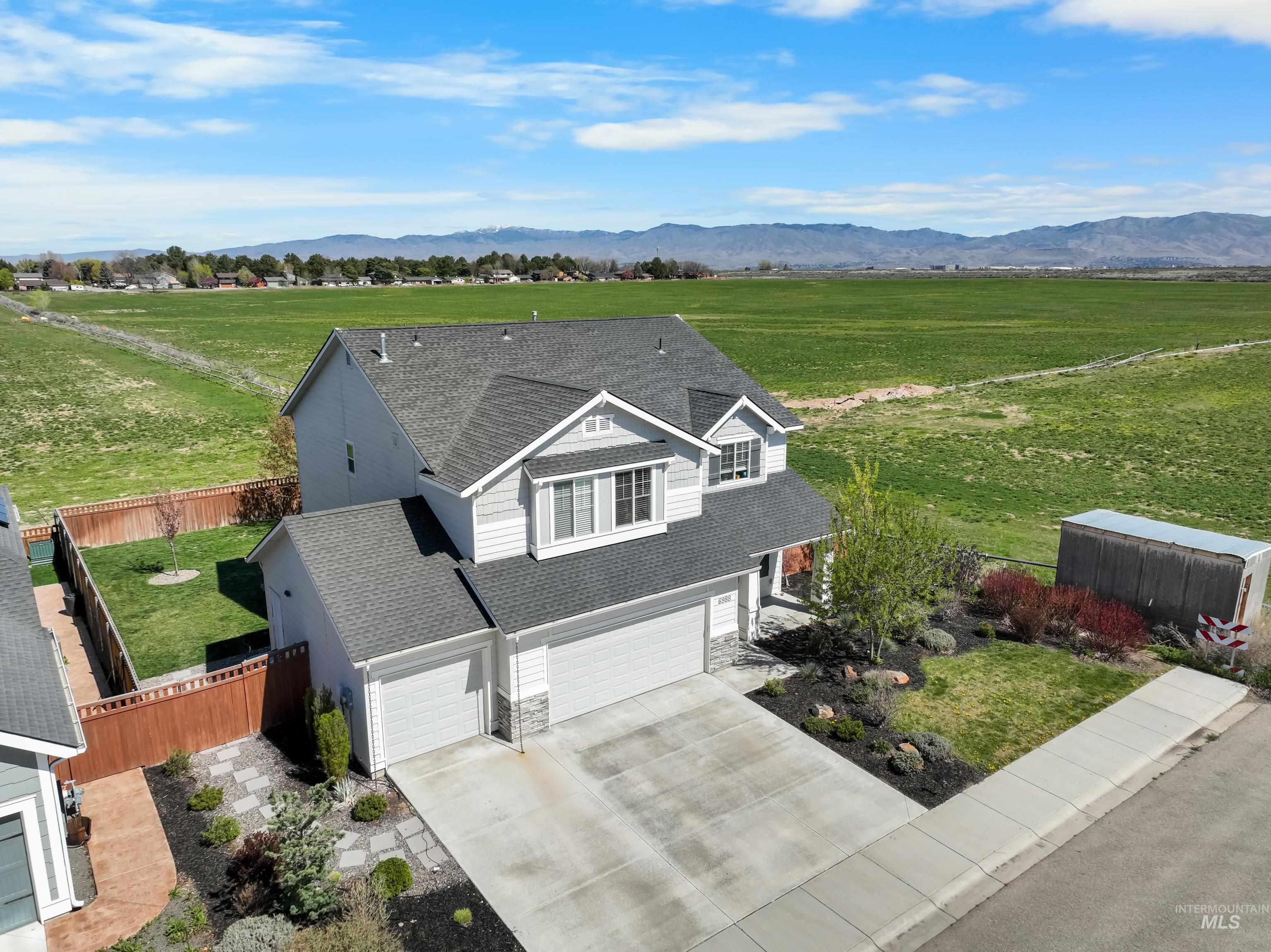 6988 W Spur Street, Boise, Idaho 83709, 5 Bedrooms, 3 Bathrooms, Residential For Sale, Price $629,900, 98980977