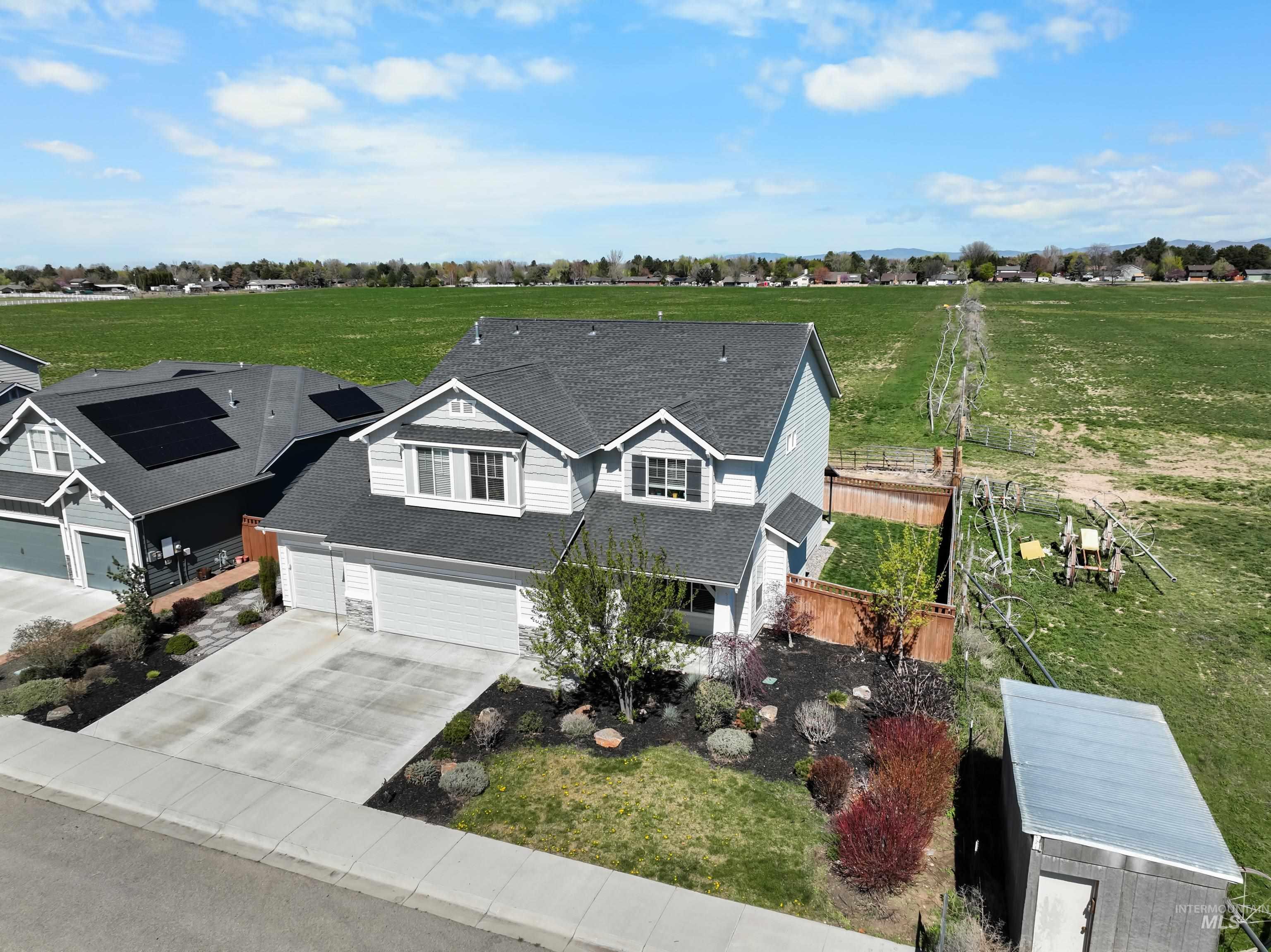 6988 W Spur Street, Boise, Idaho 83709, 5 Bedrooms, 3 Bathrooms, Residential For Sale, Price $629,900, 98980977