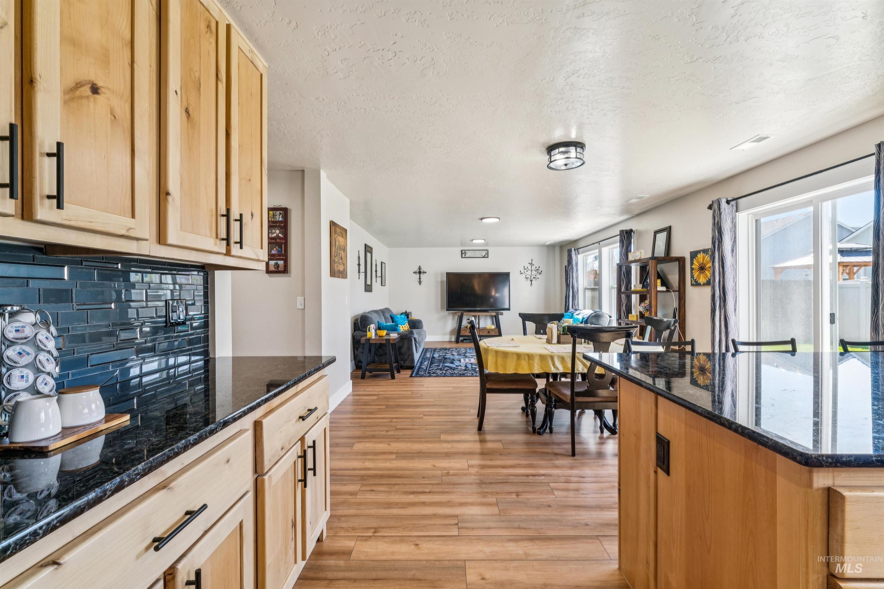 1028 N Star Bright Lane, Star, Idaho 83669, 4 Bedrooms, 2.5 Bathrooms, Residential For Sale, Price $529,900, 98980986