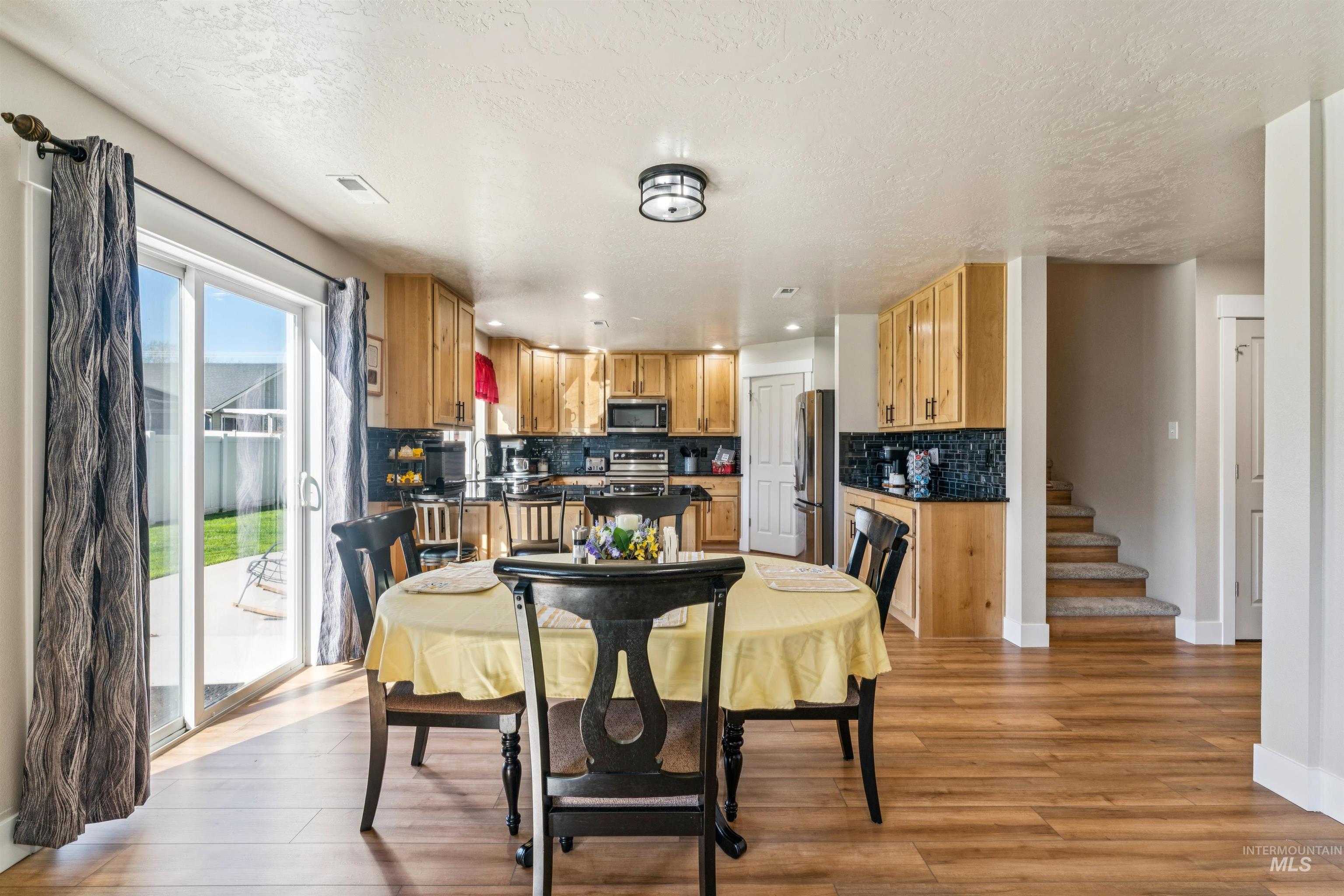 1028 N Star Bright Lane, Star, Idaho 83669, 4 Bedrooms, 2.5 Bathrooms, Residential For Sale, Price $529,900, 98980986