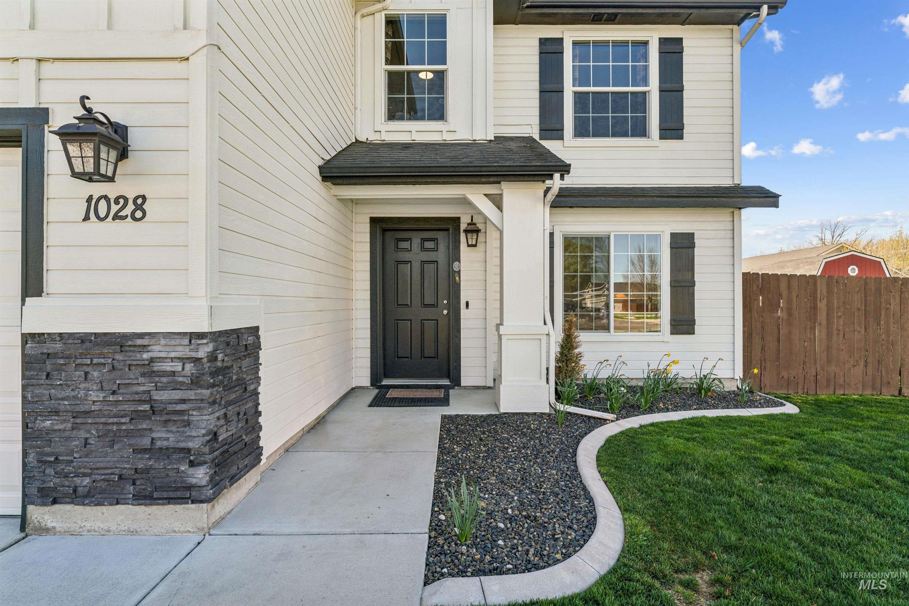 1028 N Star Bright Lane, Star, Idaho 83669, 4 Bedrooms, 2.5 Bathrooms, Residential For Sale, Price $529,900, 98980986