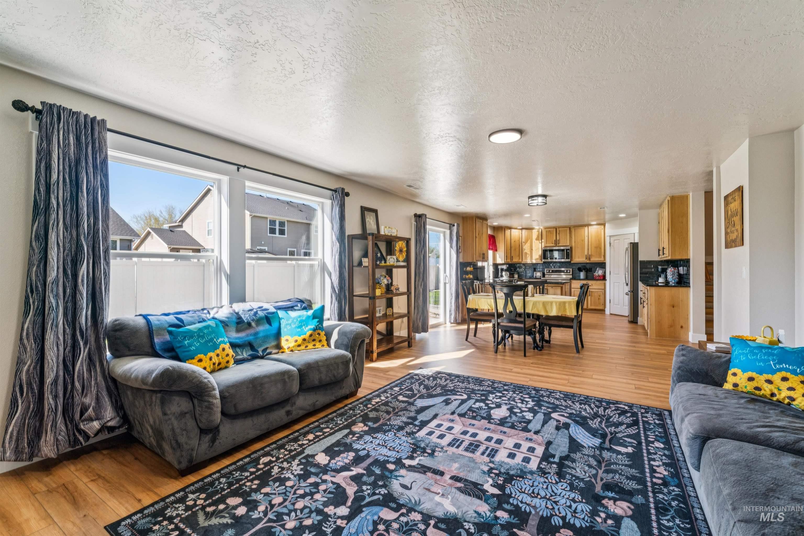 1028 N Star Bright Lane, Star, Idaho 83669, 4 Bedrooms, 2.5 Bathrooms, Residential For Sale, Price $529,900, 98980986