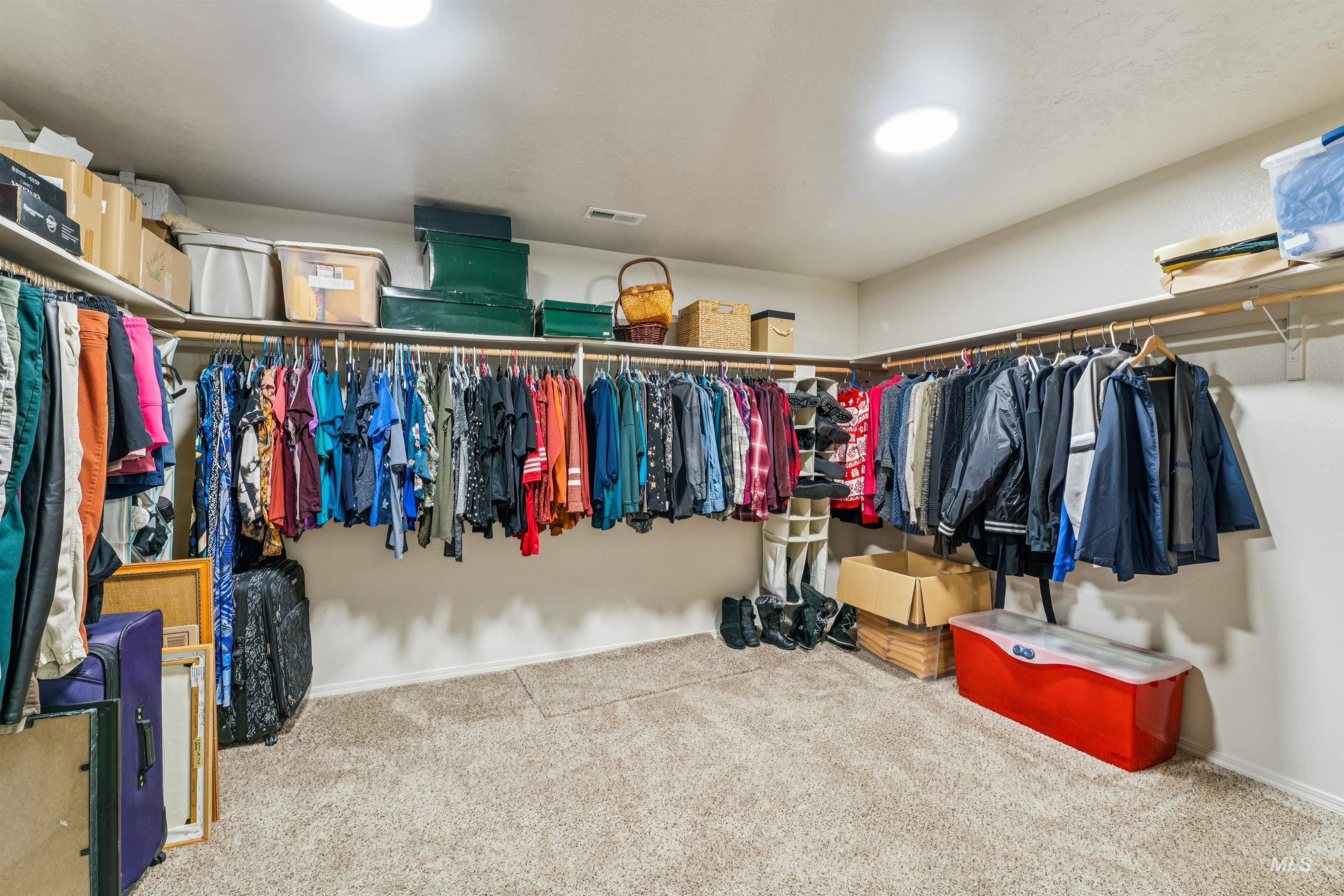 1028 N Star Bright Lane, Star, Idaho 83669, 4 Bedrooms, 2.5 Bathrooms, Residential For Sale, Price $529,900, 98980986