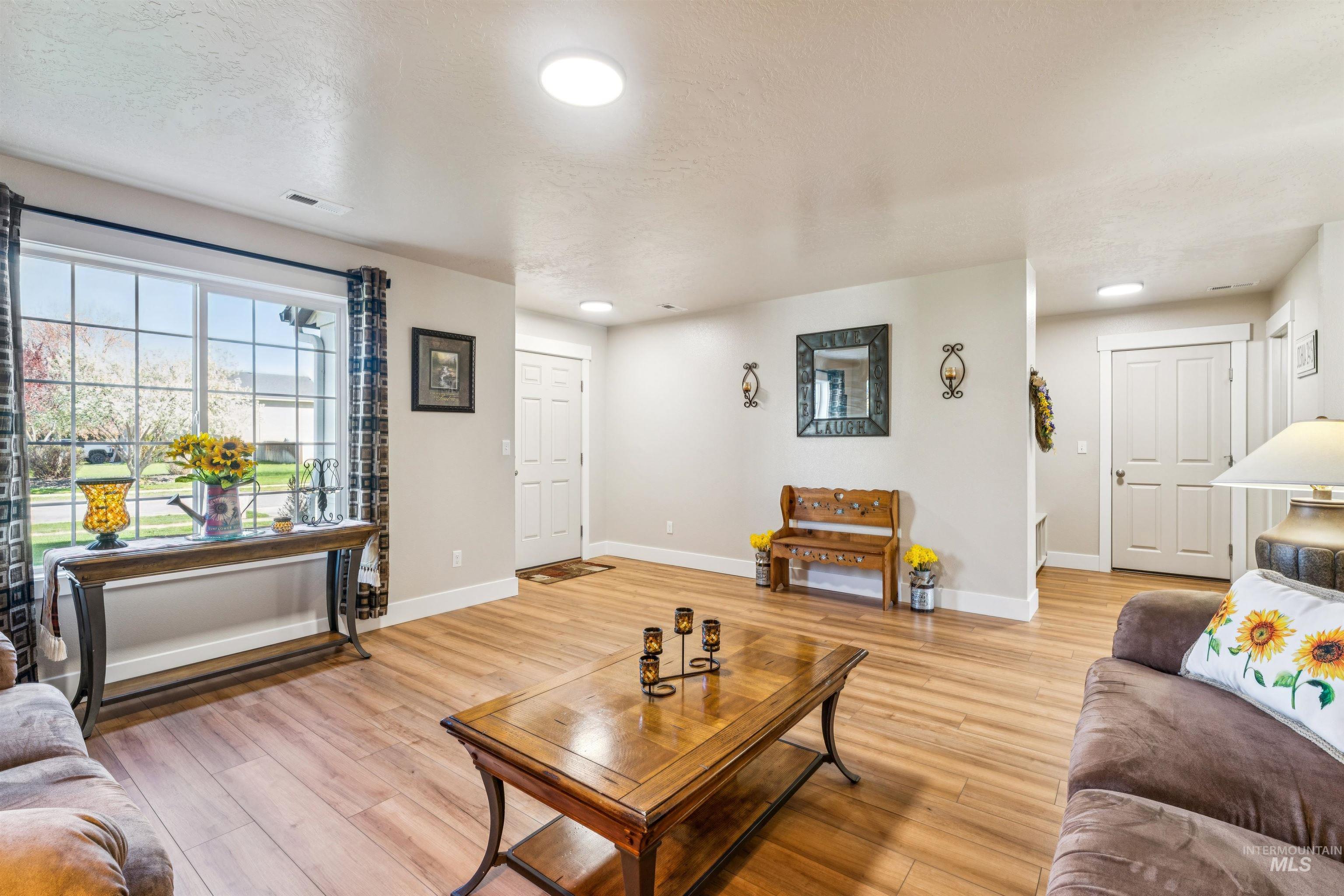 1028 N Star Bright Lane, Star, Idaho 83669, 4 Bedrooms, 2.5 Bathrooms, Residential For Sale, Price $529,900, 98980986