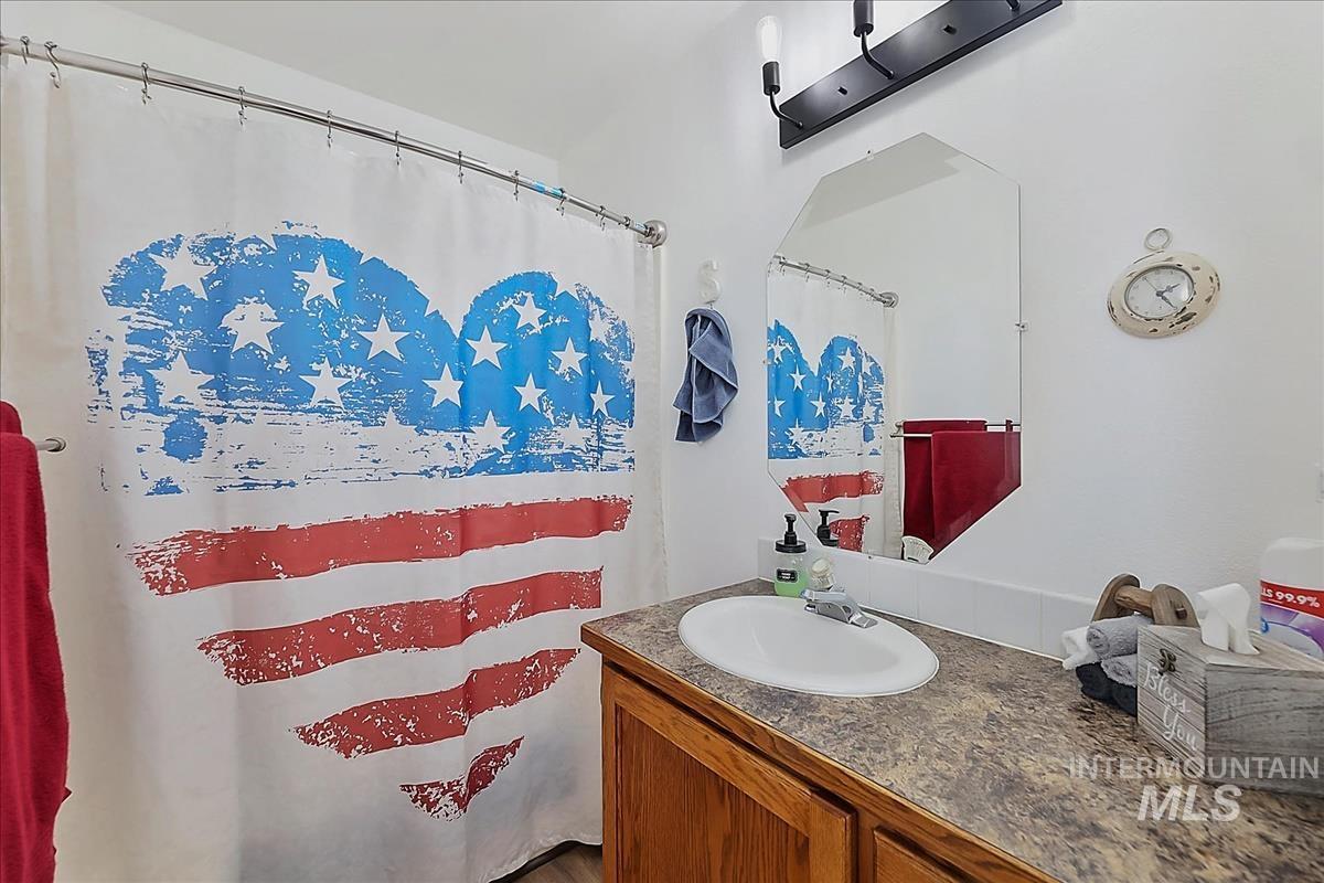 7353 Newbrook Dr, Nampa, Idaho 83687, 3 Bedrooms, 2 Bathrooms, Residential For Sale, Price $414,900, 98980989