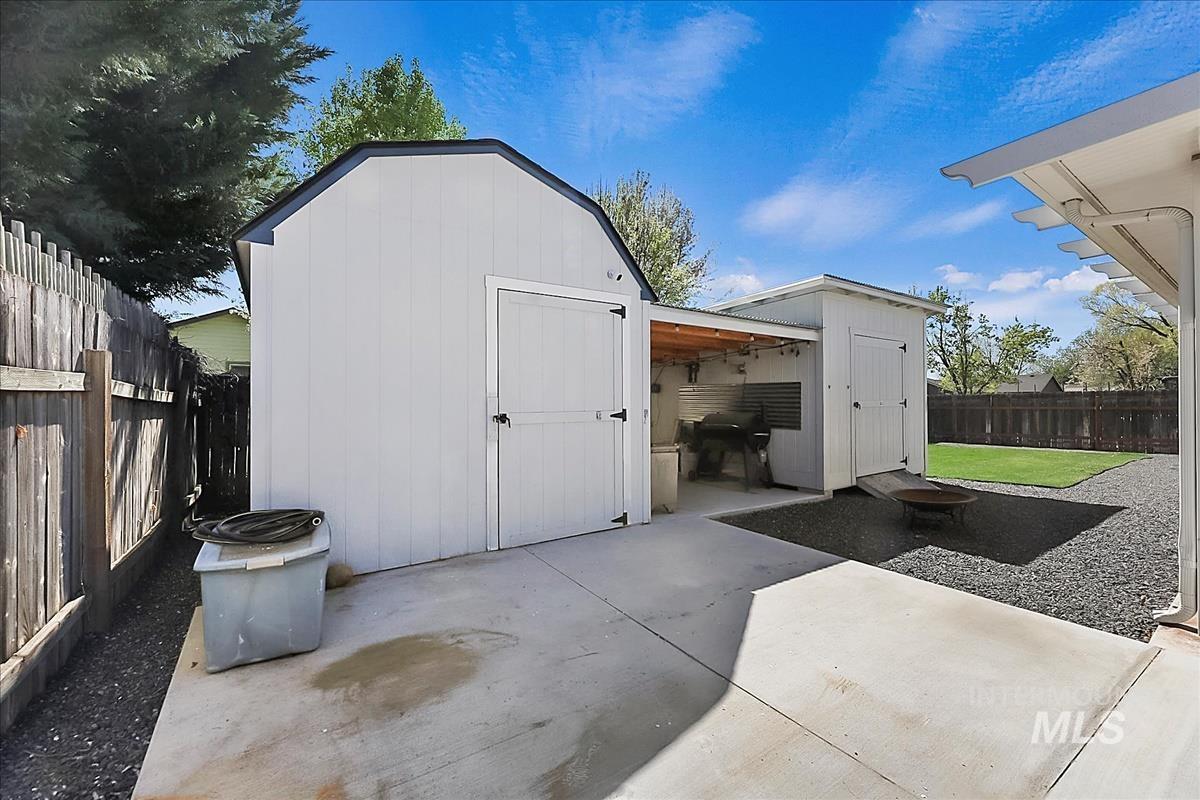 7353 Newbrook Dr, Nampa, Idaho 83687, 3 Bedrooms, 2 Bathrooms, Residential For Sale, Price $414,900, 98980989