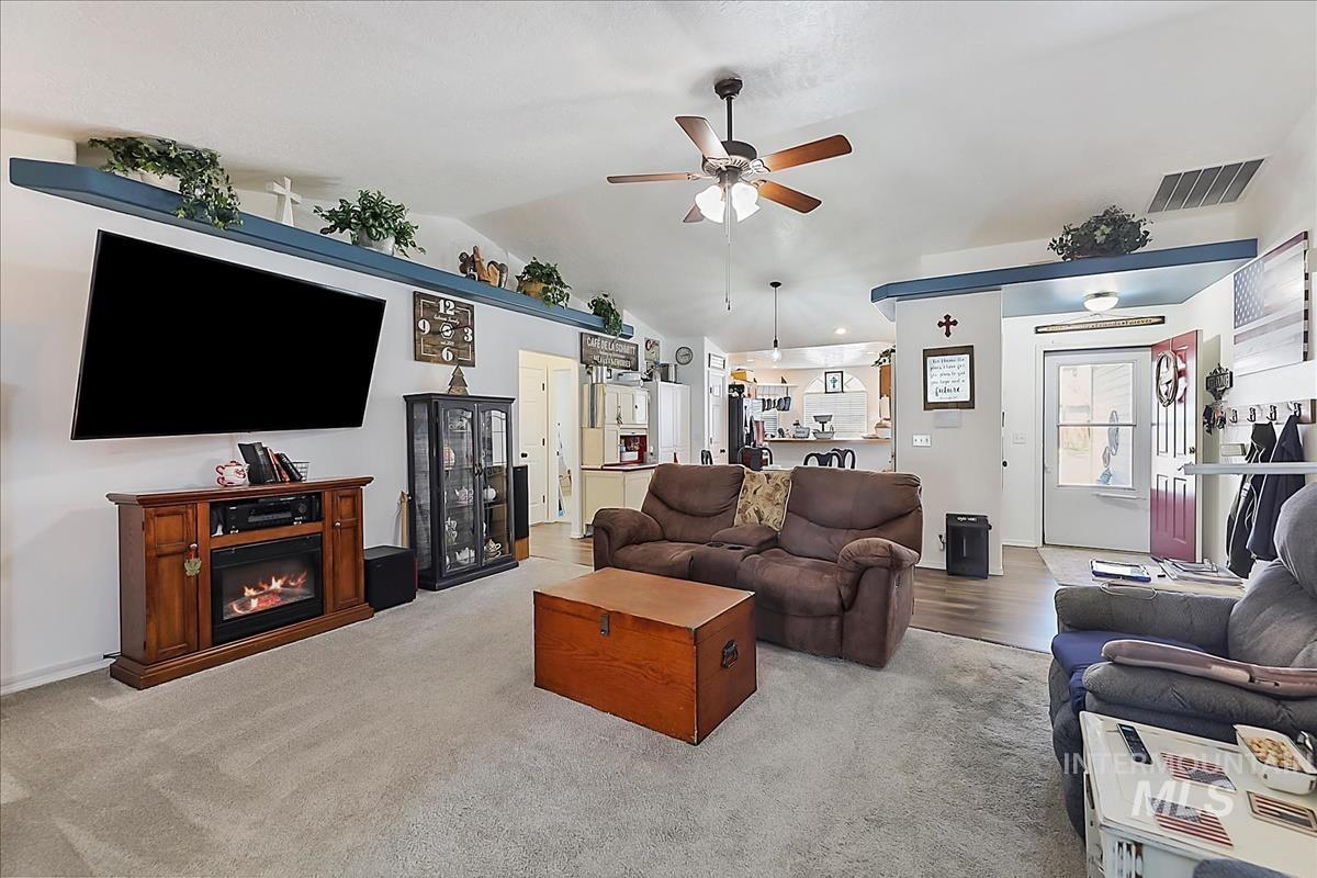 7353 Newbrook Dr, Nampa, Idaho 83687, 3 Bedrooms, 2 Bathrooms, Residential For Sale, Price $414,900, 98980989