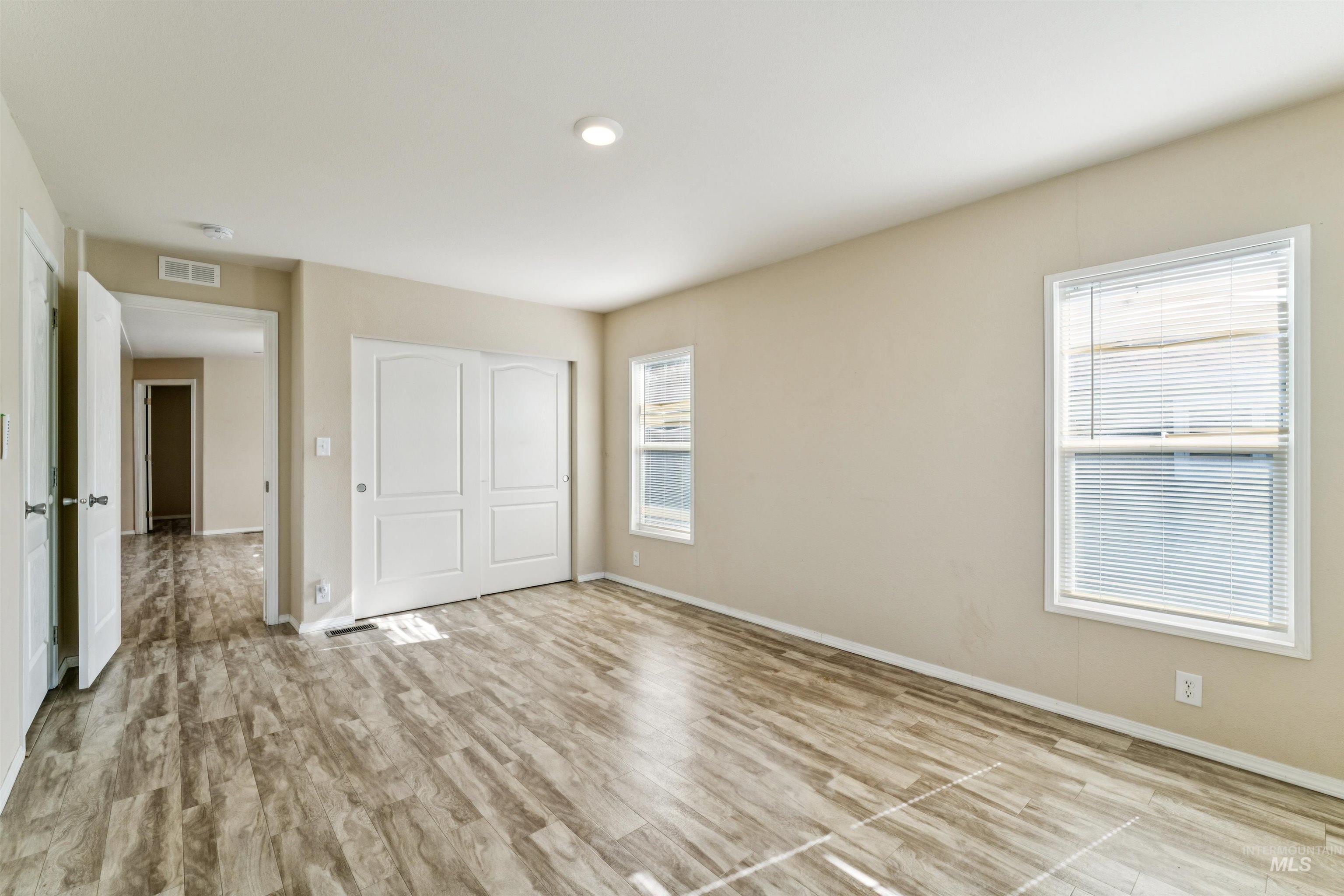 1386 N Arrow Ln, Boise, Idaho 83704-9649, 3 Bedrooms, 2 Bathrooms, Residential For Sale, Price $120,000, 98980992