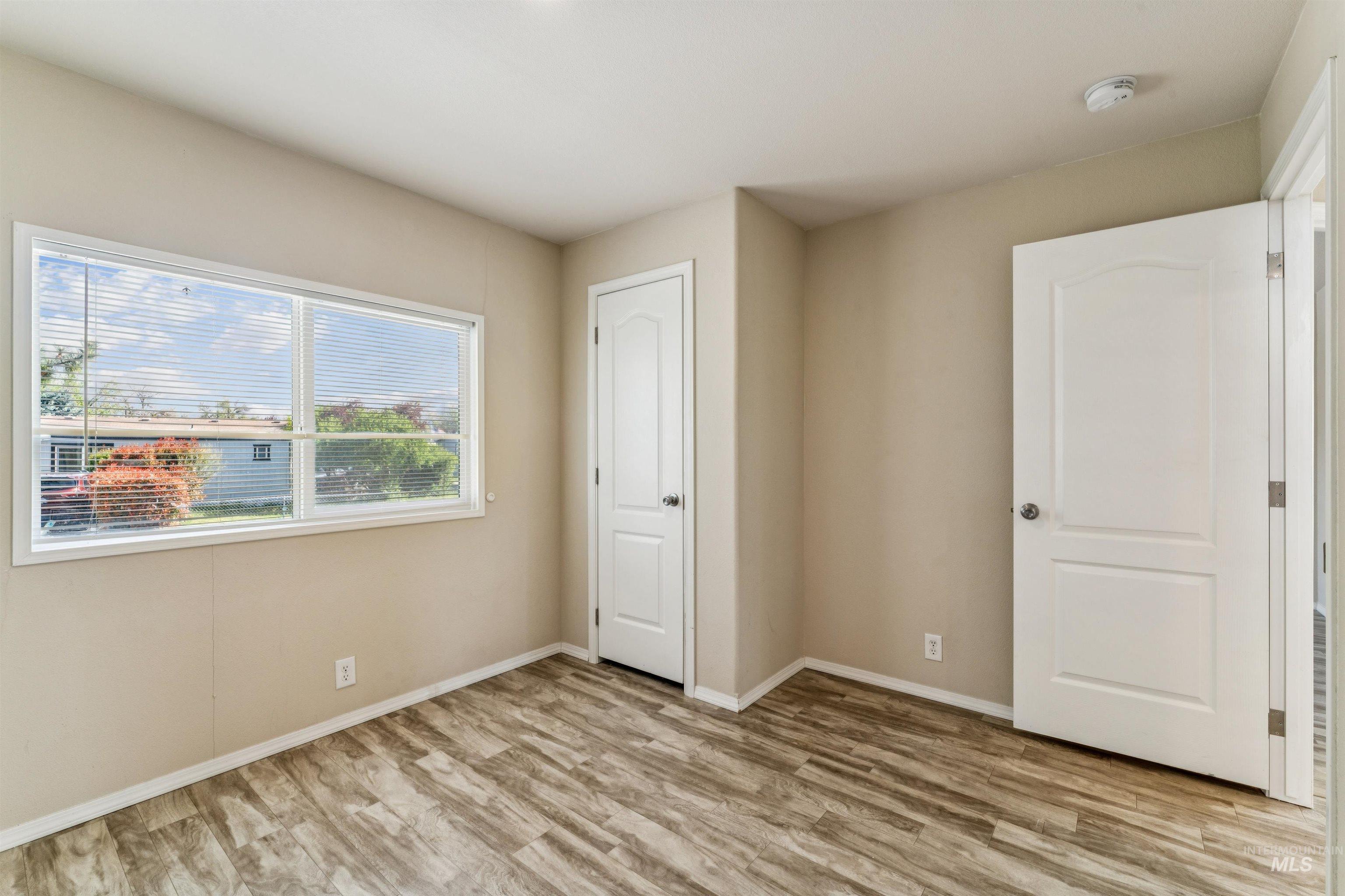 1386 N Arrow Ln, Boise, Idaho 83704-9649, 3 Bedrooms, 2 Bathrooms, Residential For Sale, Price $120,000, 98980992