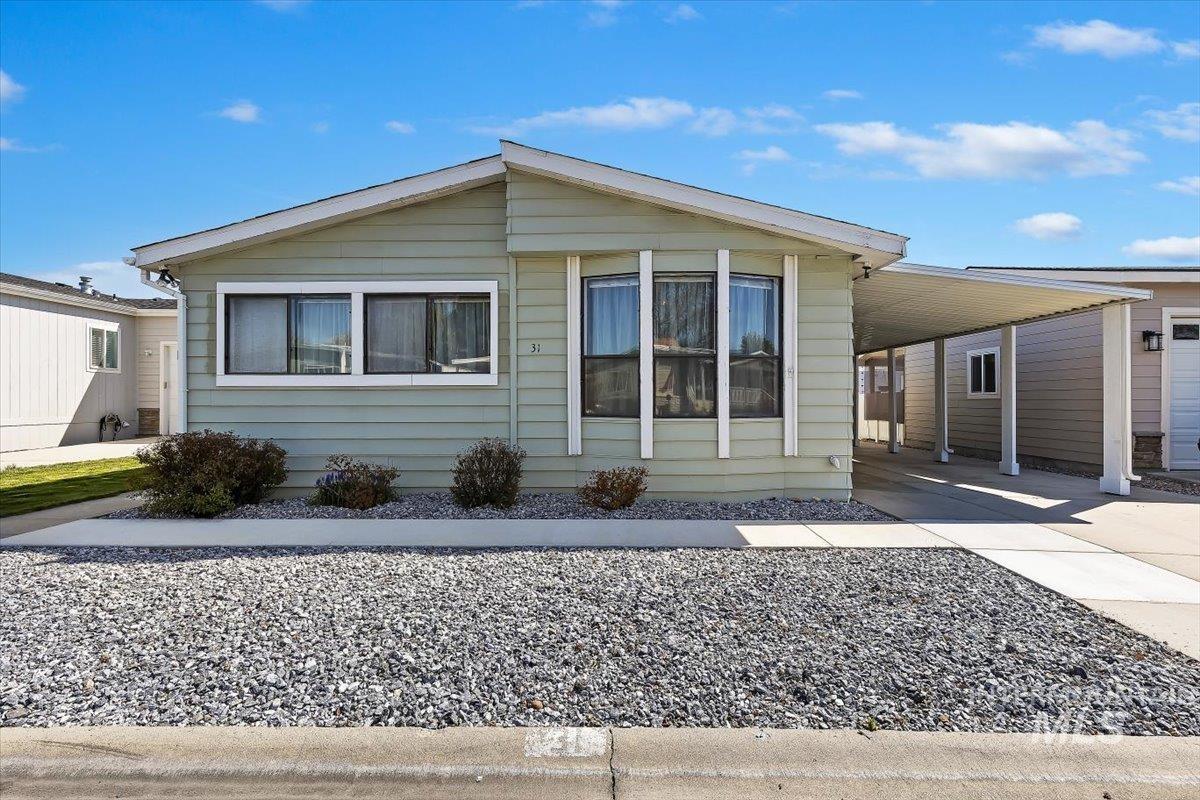 9390 Ustick Rd, Boise, Idaho 83704, 2 Bedrooms, 2 Bathrooms, Residential For Sale, Price $129,000, 98980993