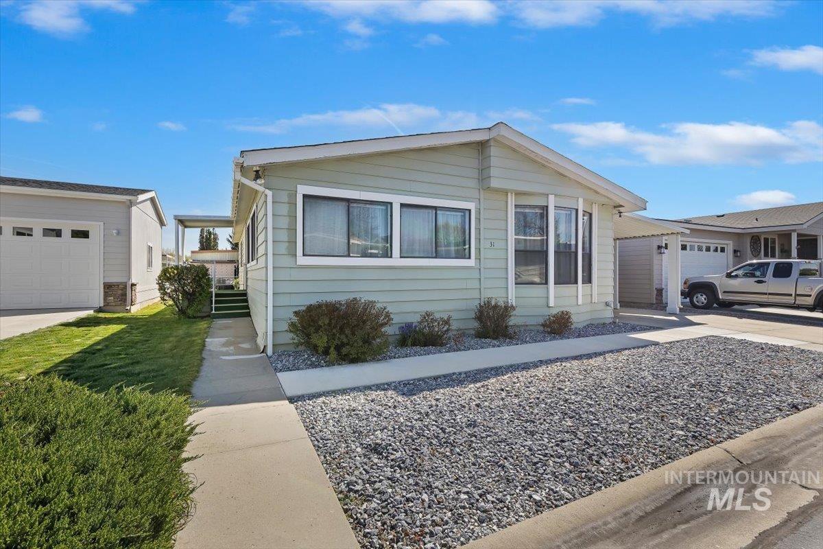 9390 Ustick Rd, Boise, Idaho 83704, 2 Bedrooms, 2 Bathrooms, Residential For Sale, Price $129,000, 98980993