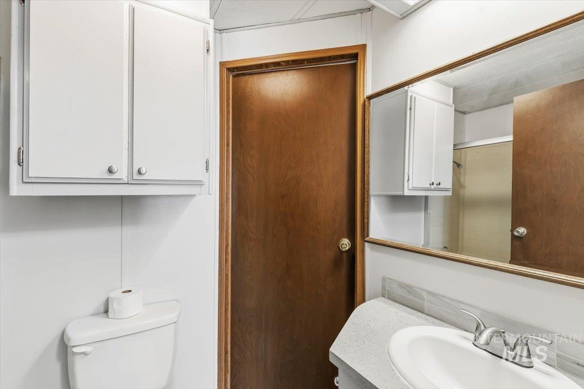 9390 Ustick Rd, Boise, Idaho 83704, 2 Bedrooms, 2 Bathrooms, Residential For Sale, Price $129,000, 98980993