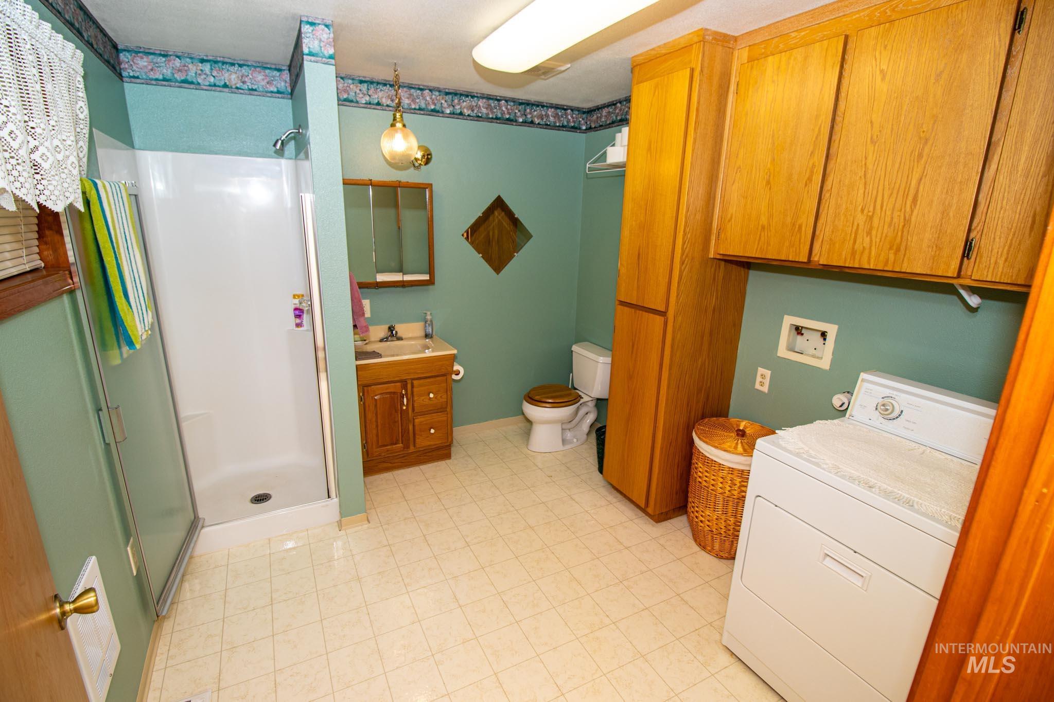 20888 Upper Fords Creek Rd, Weippe, Idaho 83553, 2 Bedrooms, 2 Bathrooms, Residential For Sale, Price $529,000, 98980995