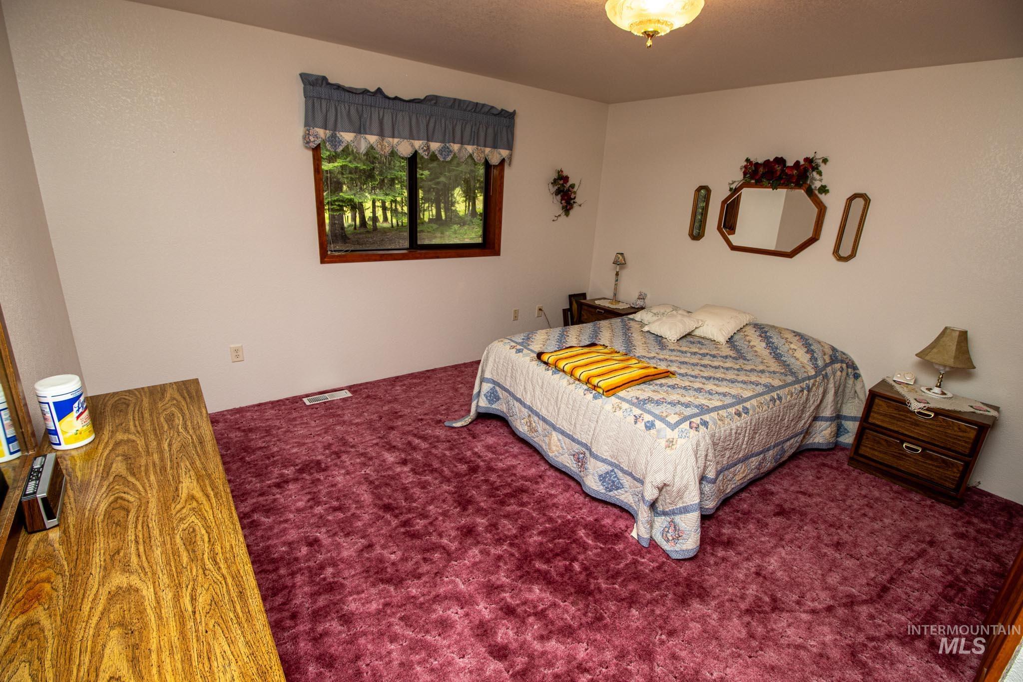 20888 Upper Fords Creek Rd, Weippe, Idaho 83553, 2 Bedrooms, 2 Bathrooms, Residential For Sale, Price $529,000, 98980995