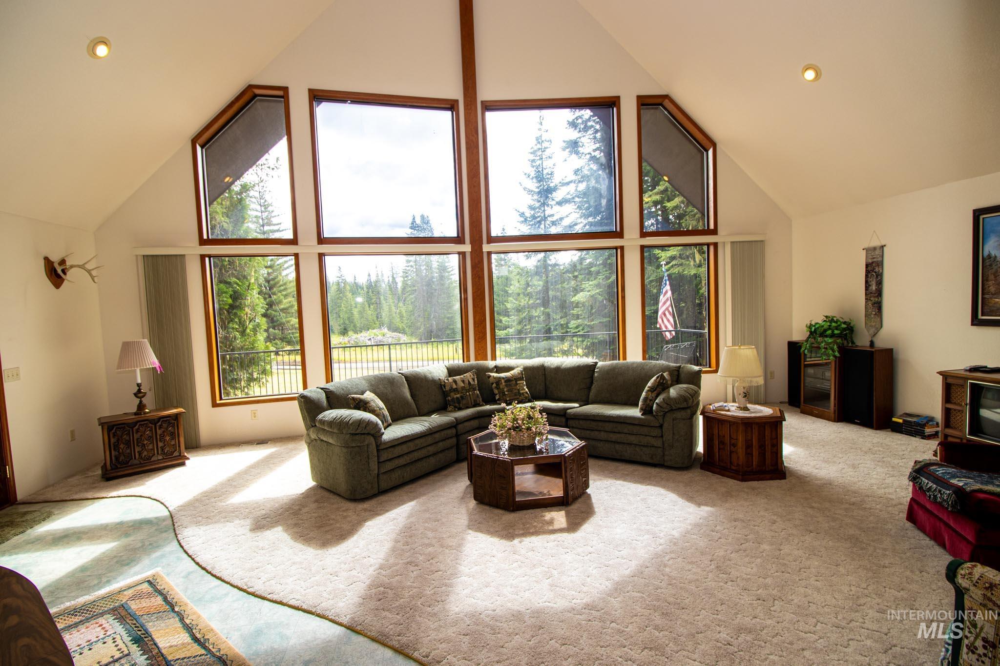 20888 Upper Fords Creek Rd, Weippe, Idaho 83553, 2 Bedrooms, 2 Bathrooms, Residential For Sale, Price $529,000, 98980995