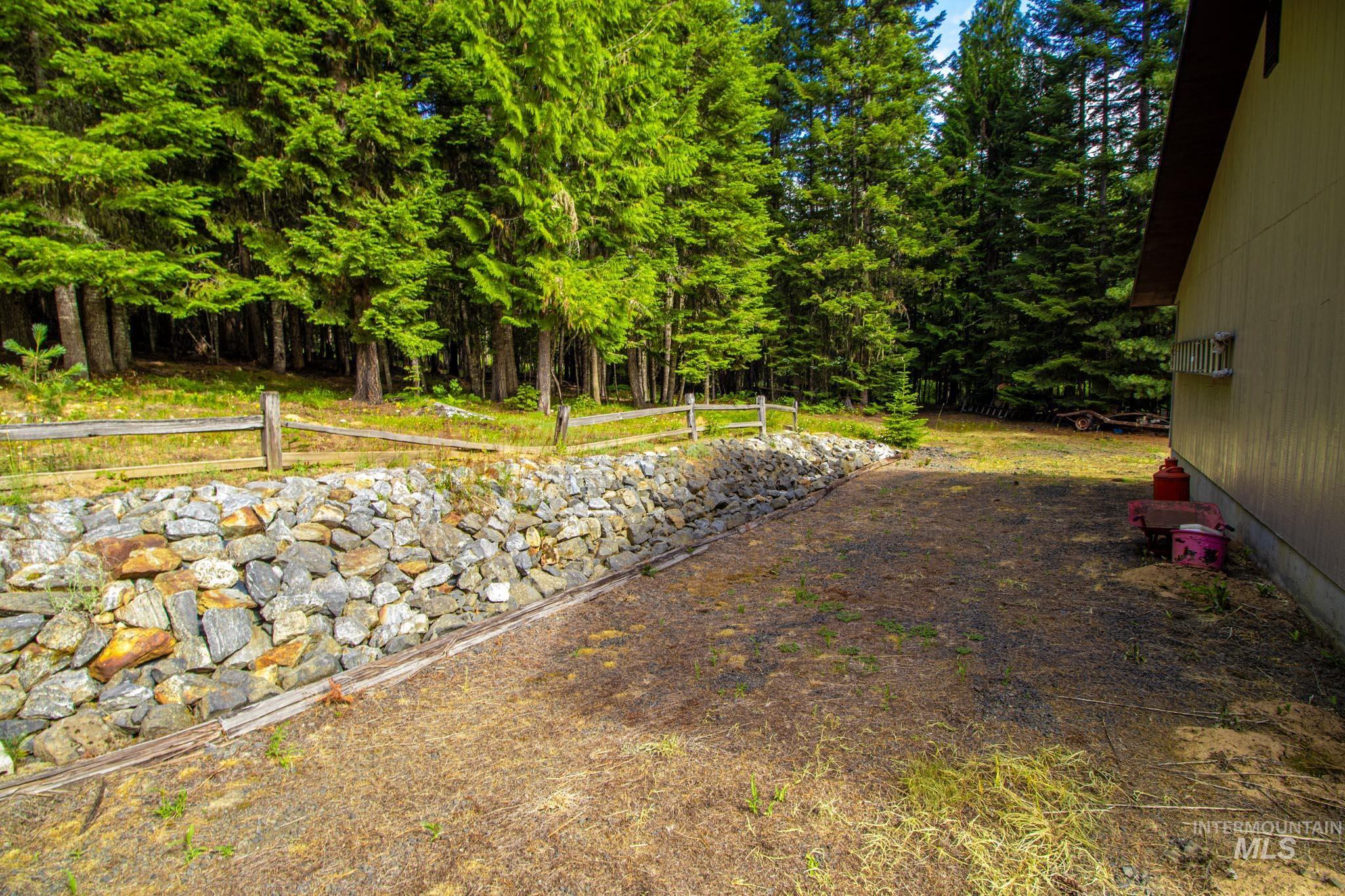 20888 Upper Fords Creek Rd, Weippe, Idaho 83553, 2 Bedrooms, 2 Bathrooms, Residential For Sale, Price $529,000, 98980995