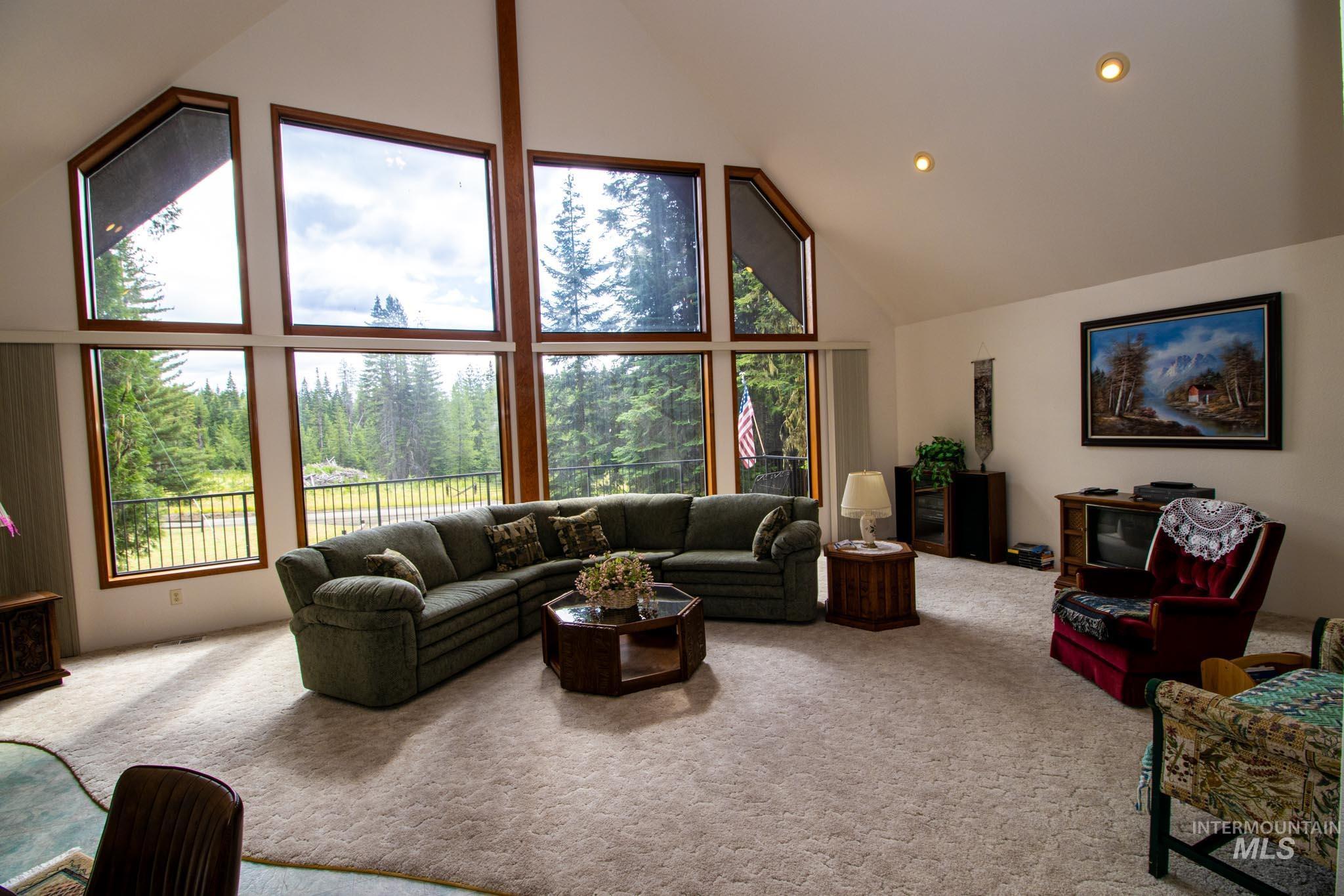 20888 Upper Fords Creek Rd, Weippe, Idaho 83553, 2 Bedrooms, 2 Bathrooms, Residential For Sale, Price $529,000, 98980995