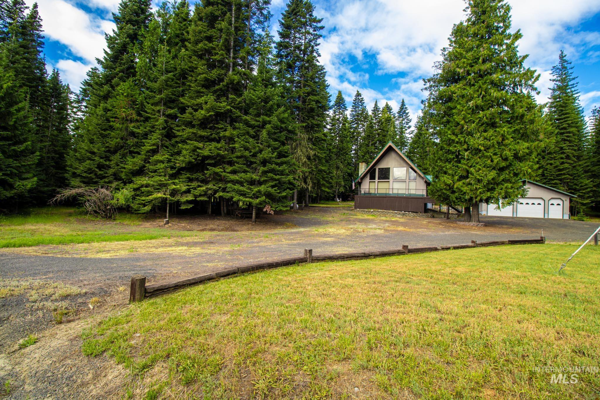 20888 Upper Fords Creek Rd, Weippe, Idaho 83553, 2 Bedrooms, 2 Bathrooms, Residential For Sale, Price $529,000, 98980995