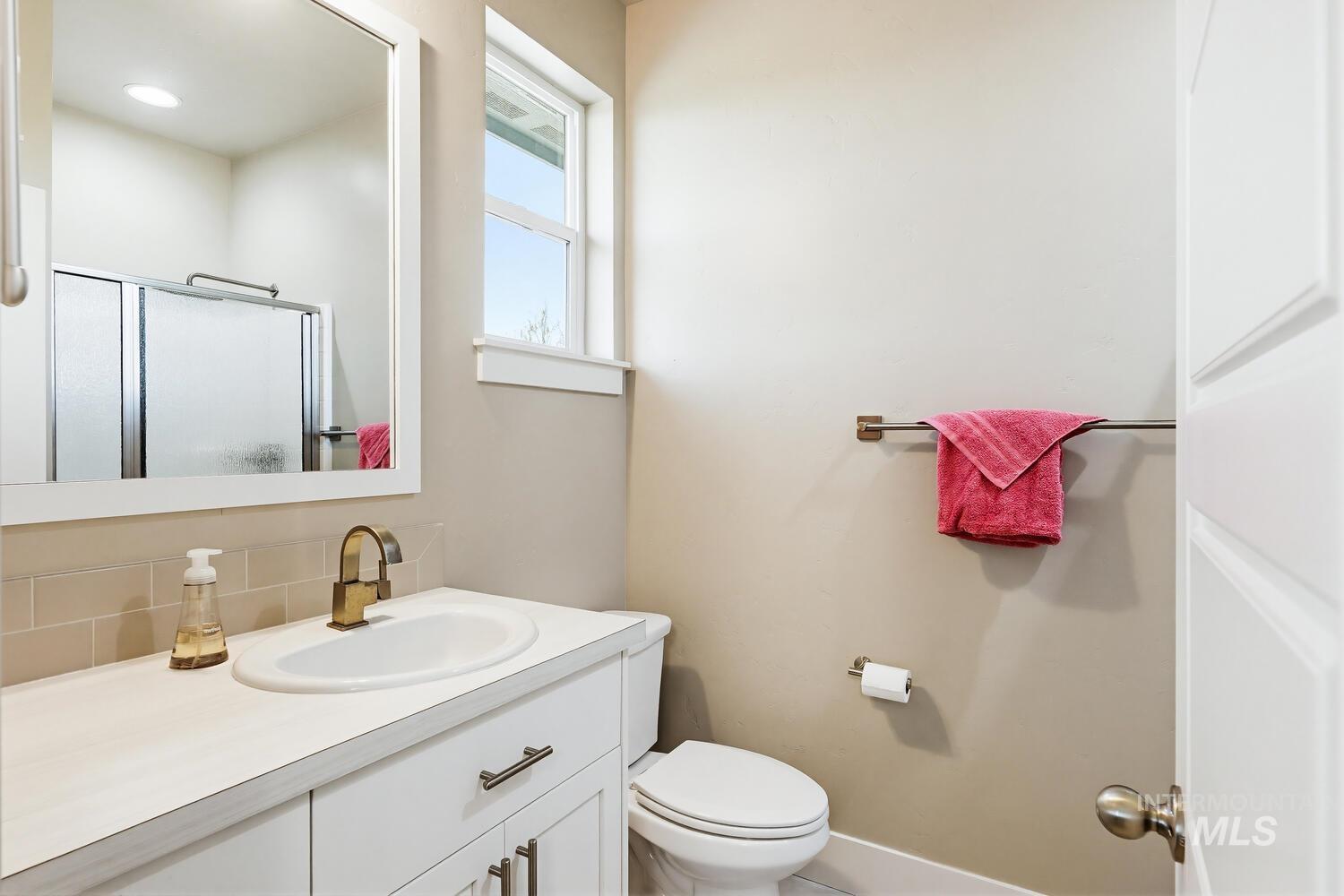 2097 N World Cup Way, Eagle, Idaho 83616, 6 Bedrooms, 5 Bathrooms, Residential For Sale, Price $1,414,740,MLS 98980999