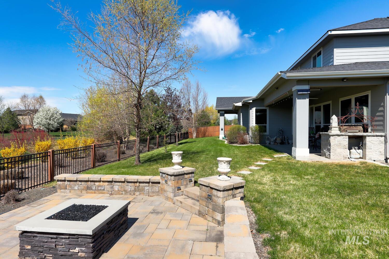 2097 N World Cup Way, Eagle, Idaho 83616, 6 Bedrooms, 5 Bathrooms, Residential For Sale, Price $1,414,740, 98980999