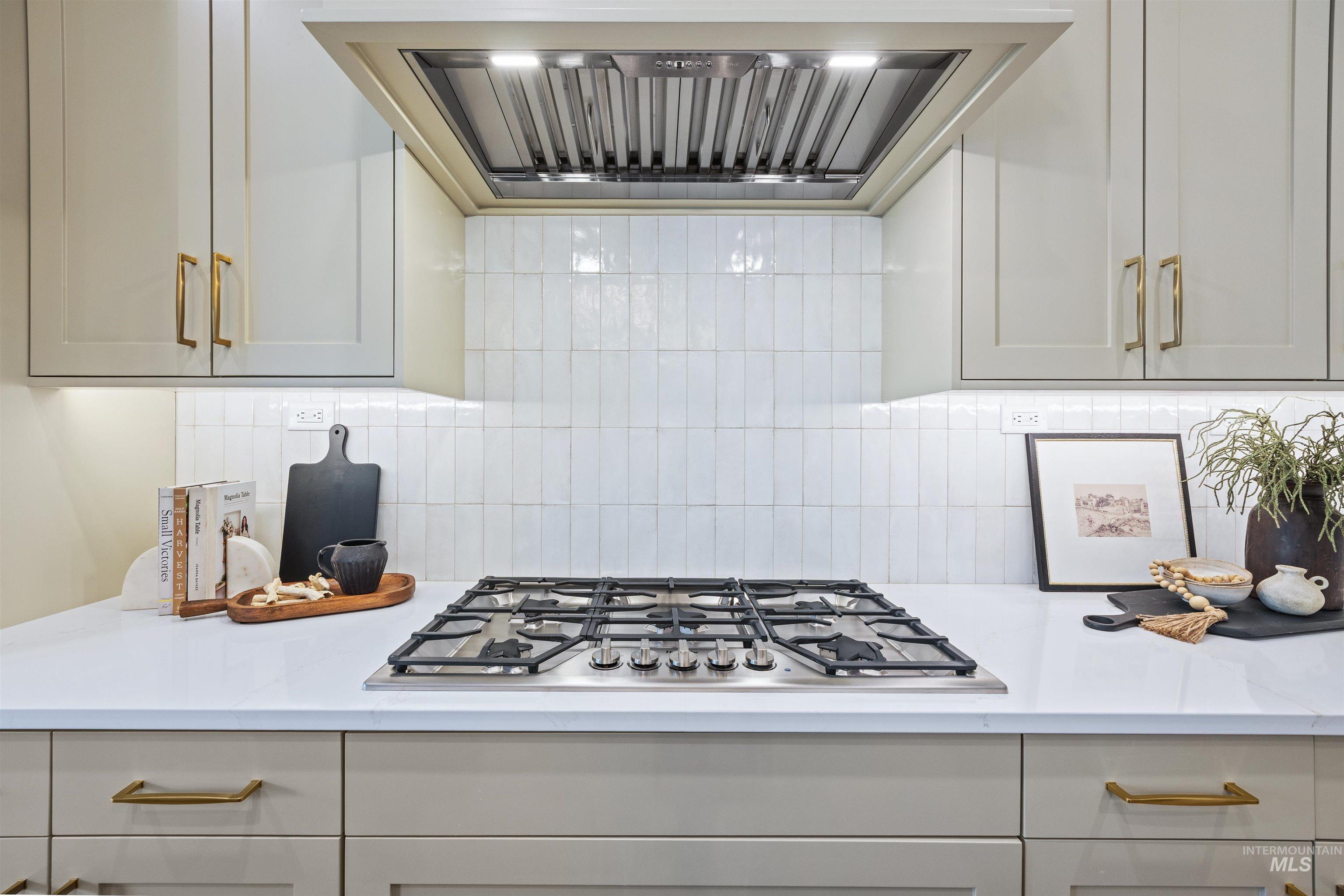 948 E Escalation St, Meridian, Idaho 83642, 3 Bedrooms, 2.5 Bathrooms, Residential For Sale, Price $689,777, 98981002