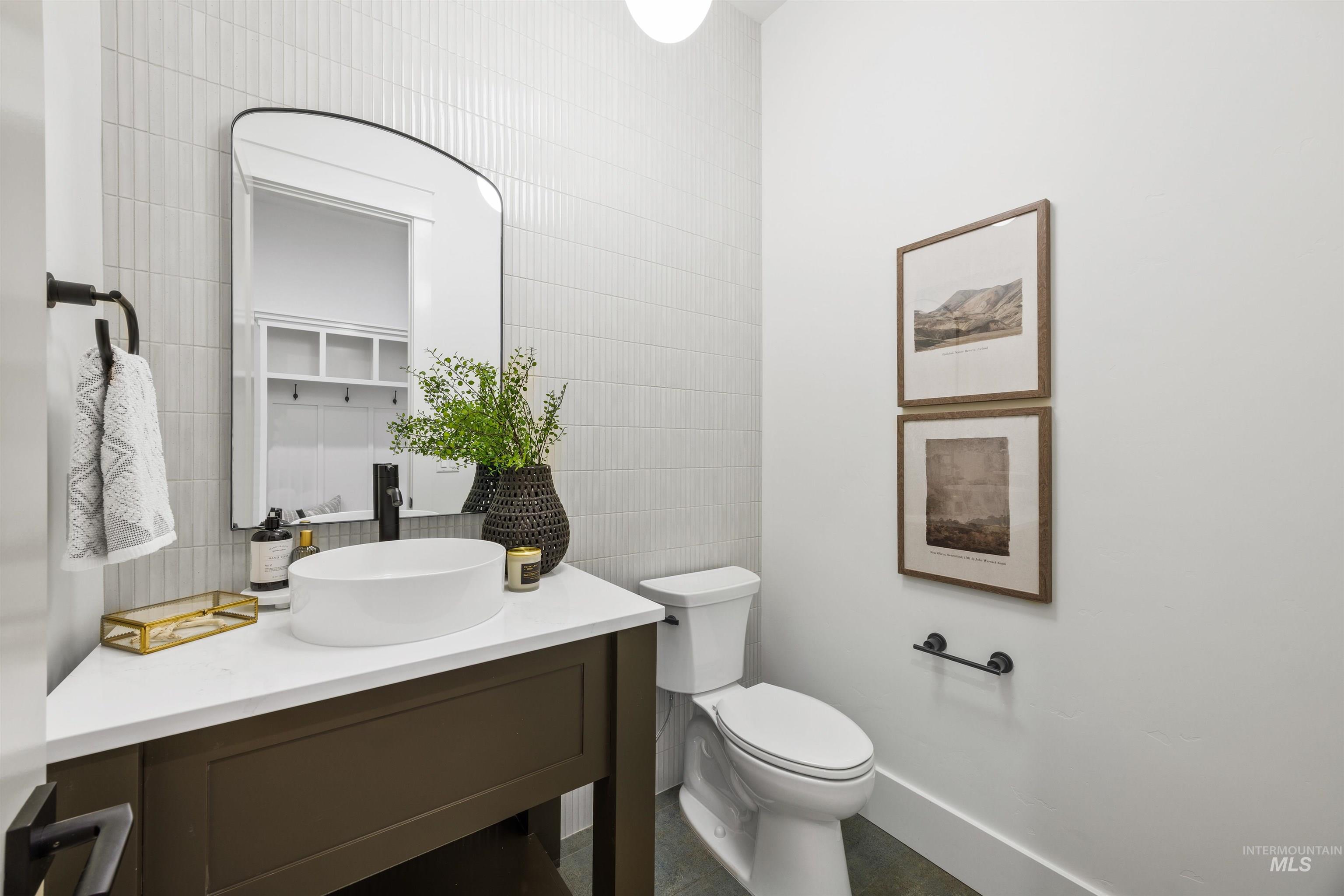 948 E Escalation St, Meridian, Idaho 83642, 3 Bedrooms, 2.5 Bathrooms, Residential For Sale, Price $689,777, 98981002