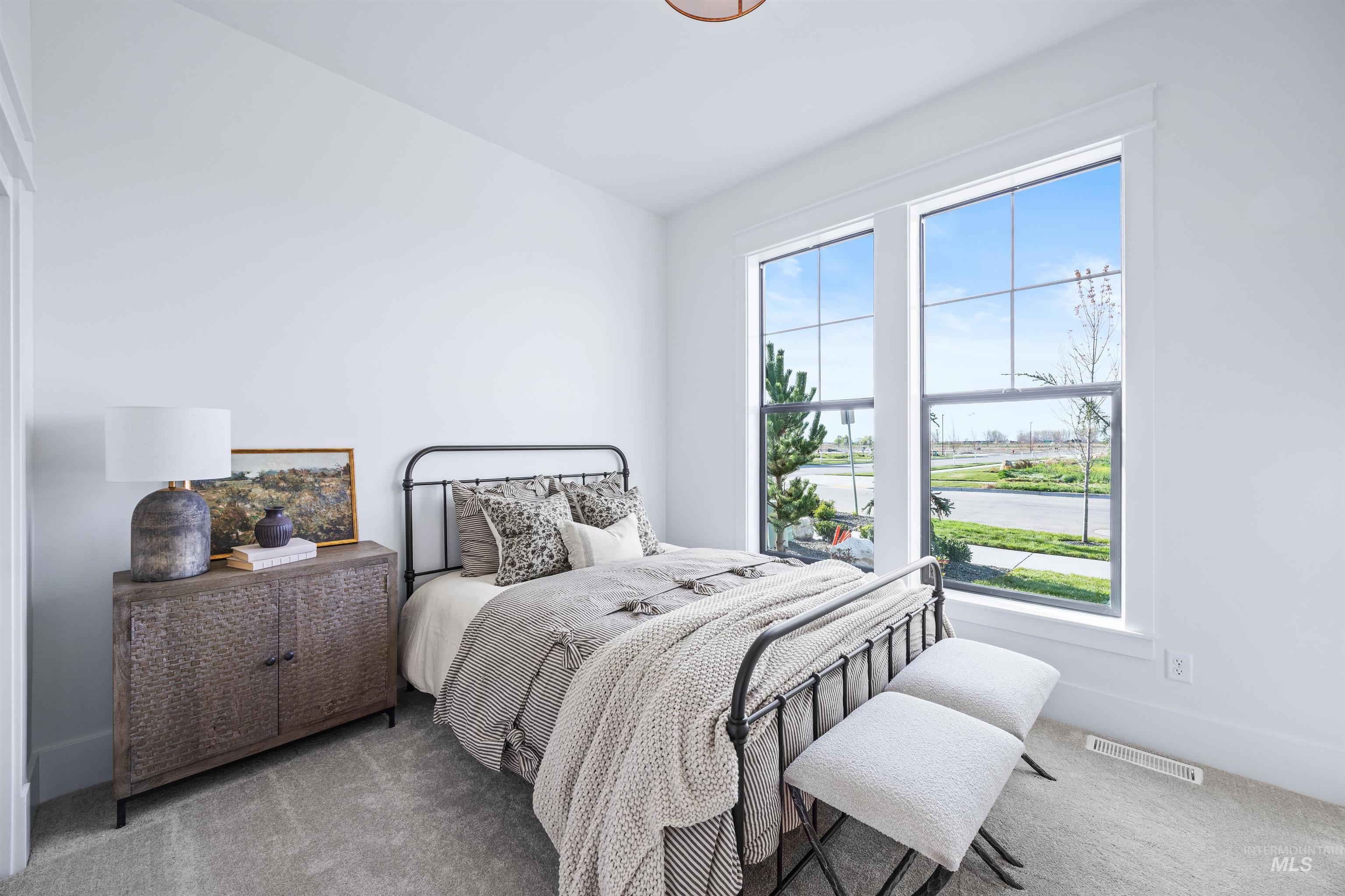 948 E Escalation St, Meridian, Idaho 83642, 3 Bedrooms, 2.5 Bathrooms, Residential For Sale, Price $689,777, 98981002