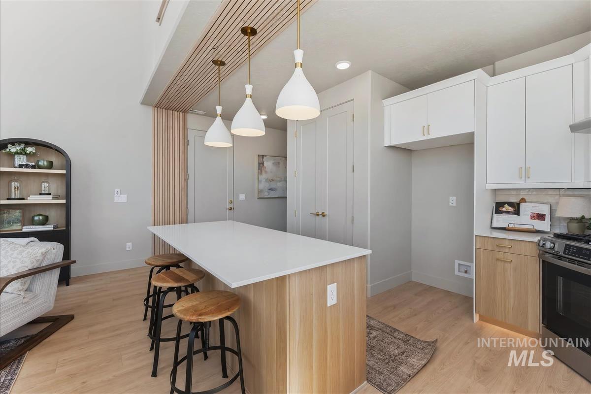 29 N Feather Reed Ave., Meridian, Idaho 83642, 3 Bedrooms, 2.5 Bathrooms, Residential For Sale, Price $619,900, 98981004