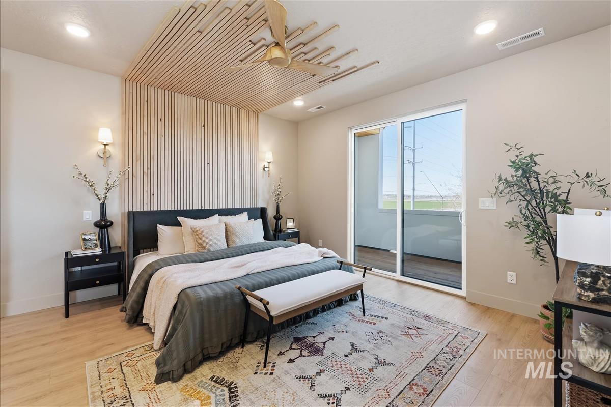 29 N Feather Reed Ave., Meridian, Idaho 83642, 3 Bedrooms, 2.5 Bathrooms, Residential For Sale, Price $619,900, 98981004