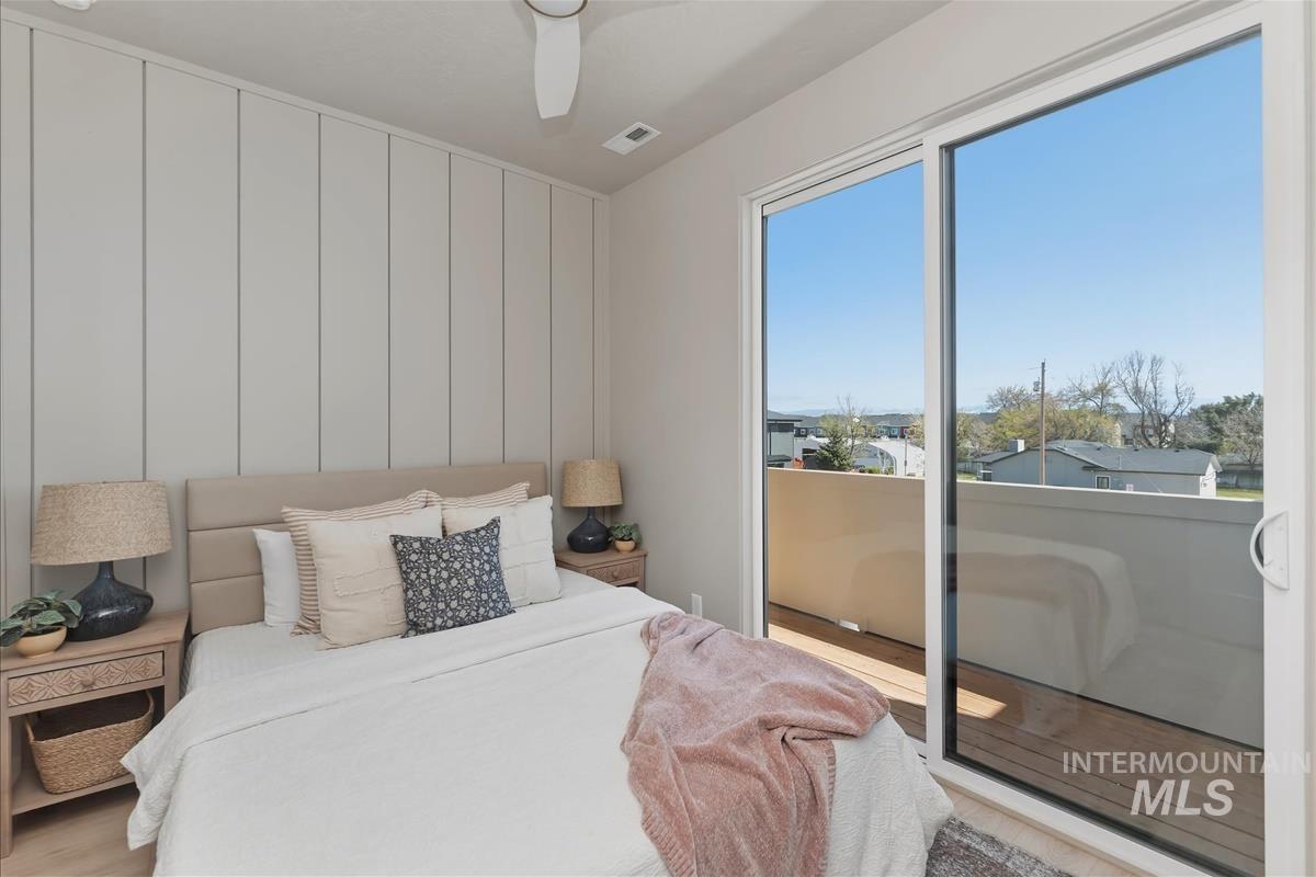 29 N Feather Reed Ave., Meridian, Idaho 83642, 3 Bedrooms, 2.5 Bathrooms, Residential For Sale, Price $619,900, 98981004