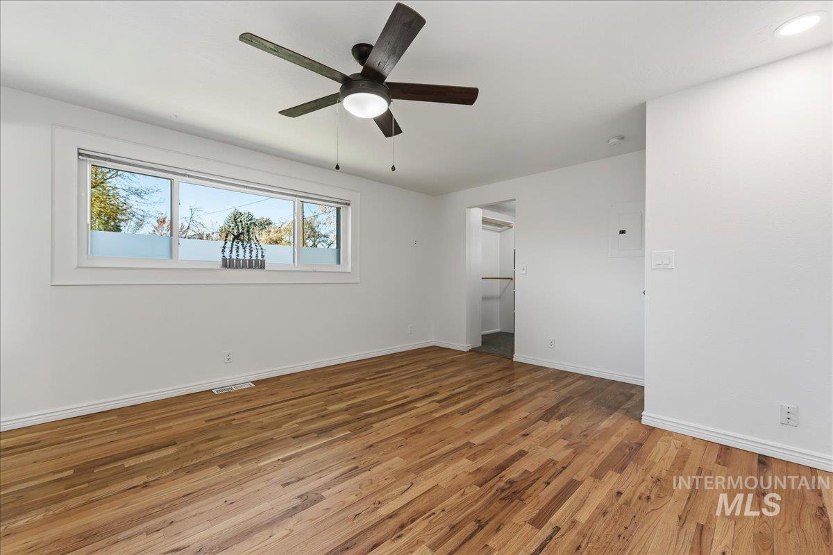 2617 N Alamo Rd, Boise, Idaho 83704-6177, 4 Bedrooms, 2.5 Bathrooms, Residential For Sale, Price $559,000, 98981005