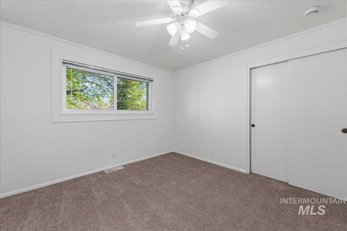 2617 N Alamo Rd, Boise, Idaho 83704-6177, 4 Bedrooms, 2.5 Bathrooms, Residential For Sale, Price $559,000, 98981005