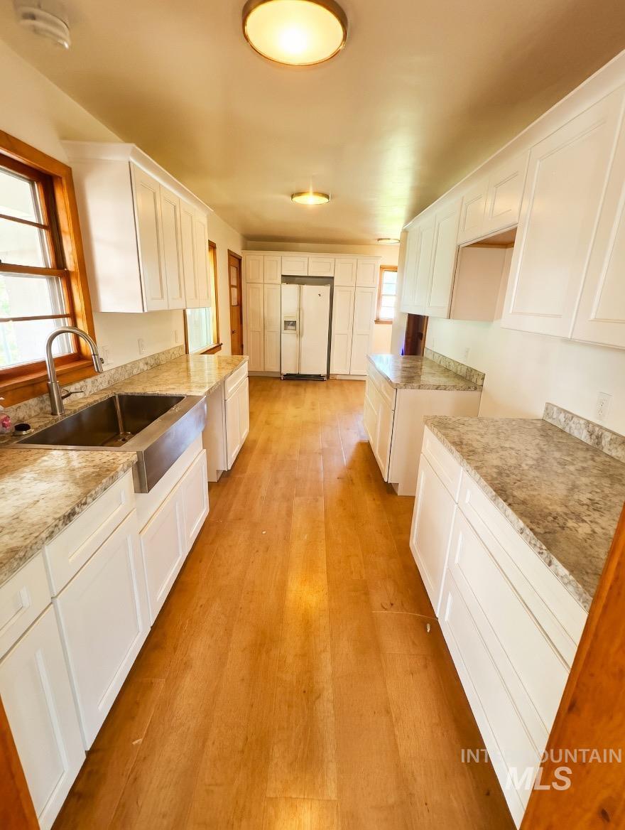 1131 11th Ave E, Twin Falls, Idaho 83301, 5 Bedrooms, 3 Bathrooms, Residential For Sale, Price $429,900,MLS 98981006