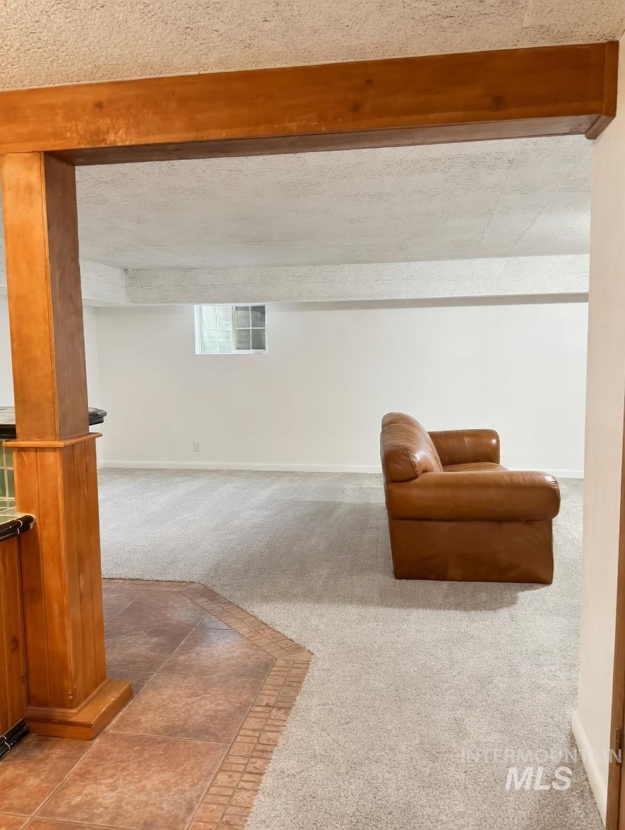 1131 11th Ave E, Twin Falls, Idaho 83301, 5 Bedrooms, 3 Bathrooms, Residential For Sale, Price $429,900,MLS 98981006