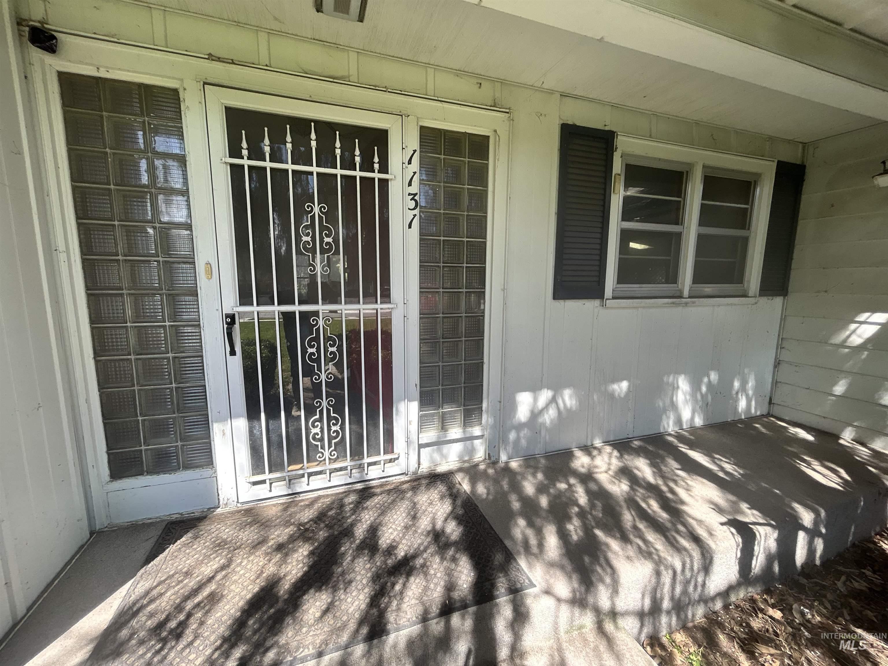 1131 11th Ave E, Twin Falls, Idaho 83301, 5 Bedrooms, 3 Bathrooms, Residential For Sale, Price $429,900, 98981006